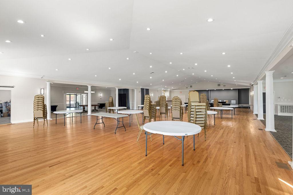 BOWLING GREEN - Residential