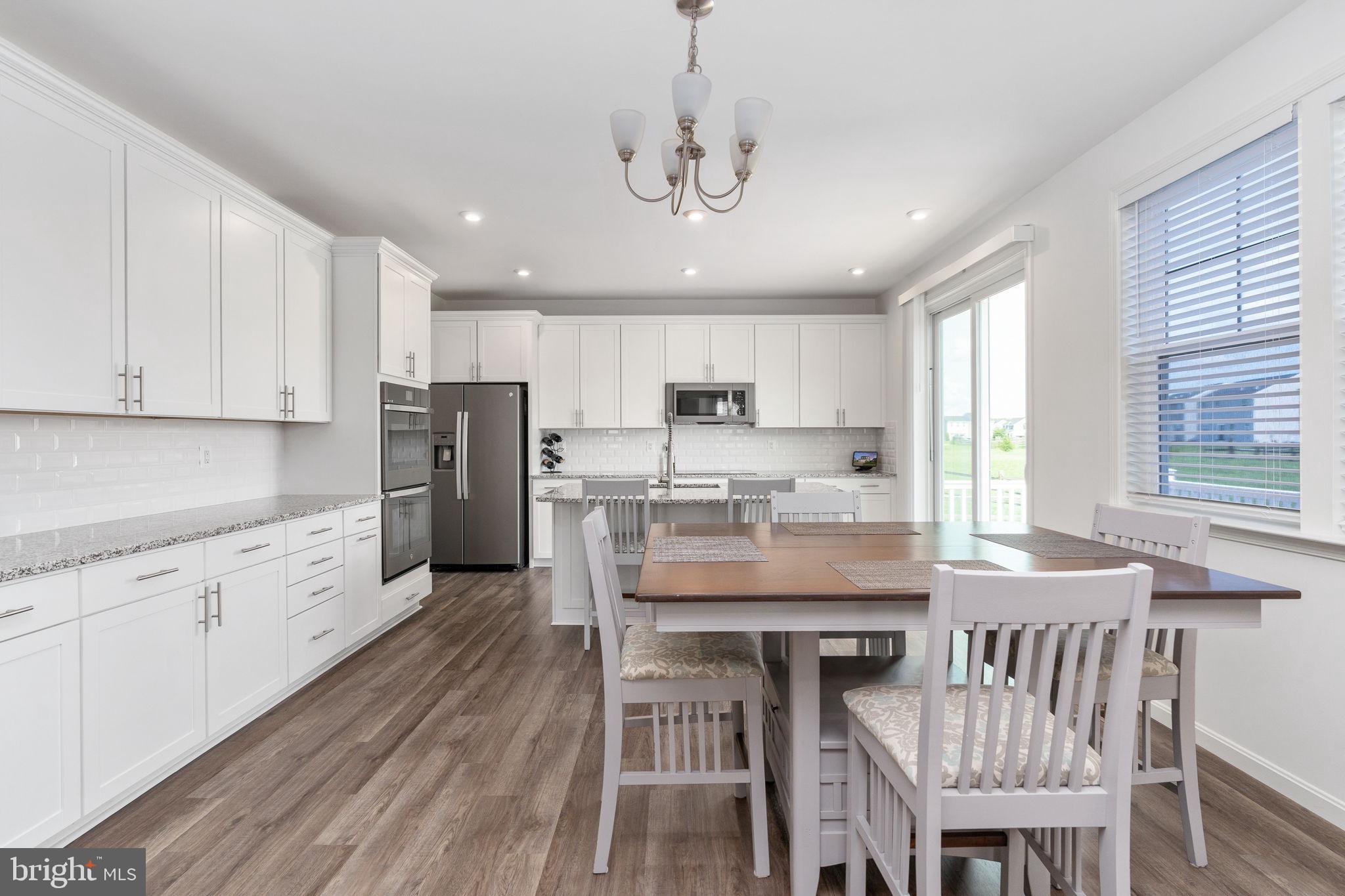 7101 STEAMBOAT COURT