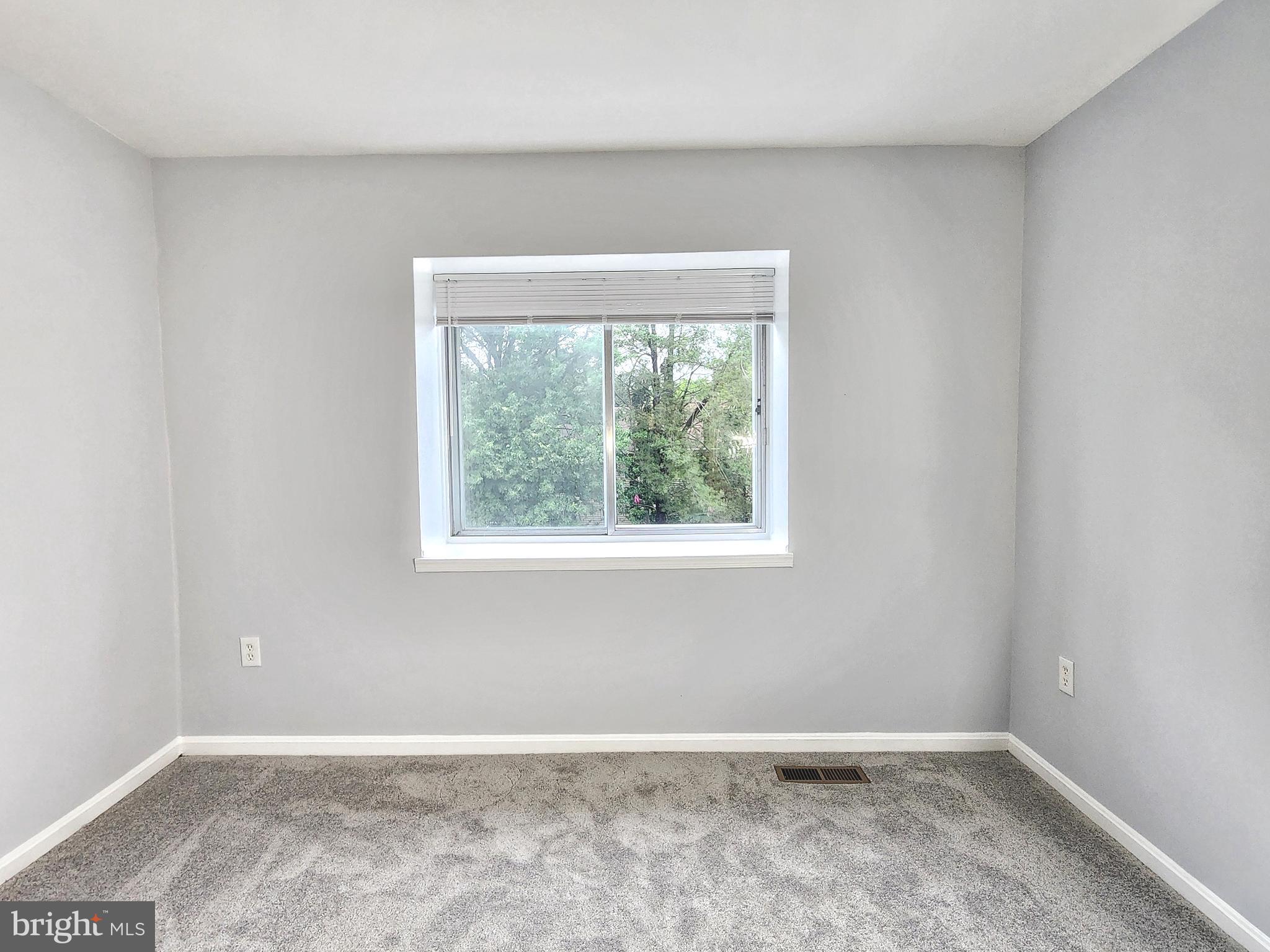 TERRACE TOWNE HOMES OF WOODLAWN - Residential