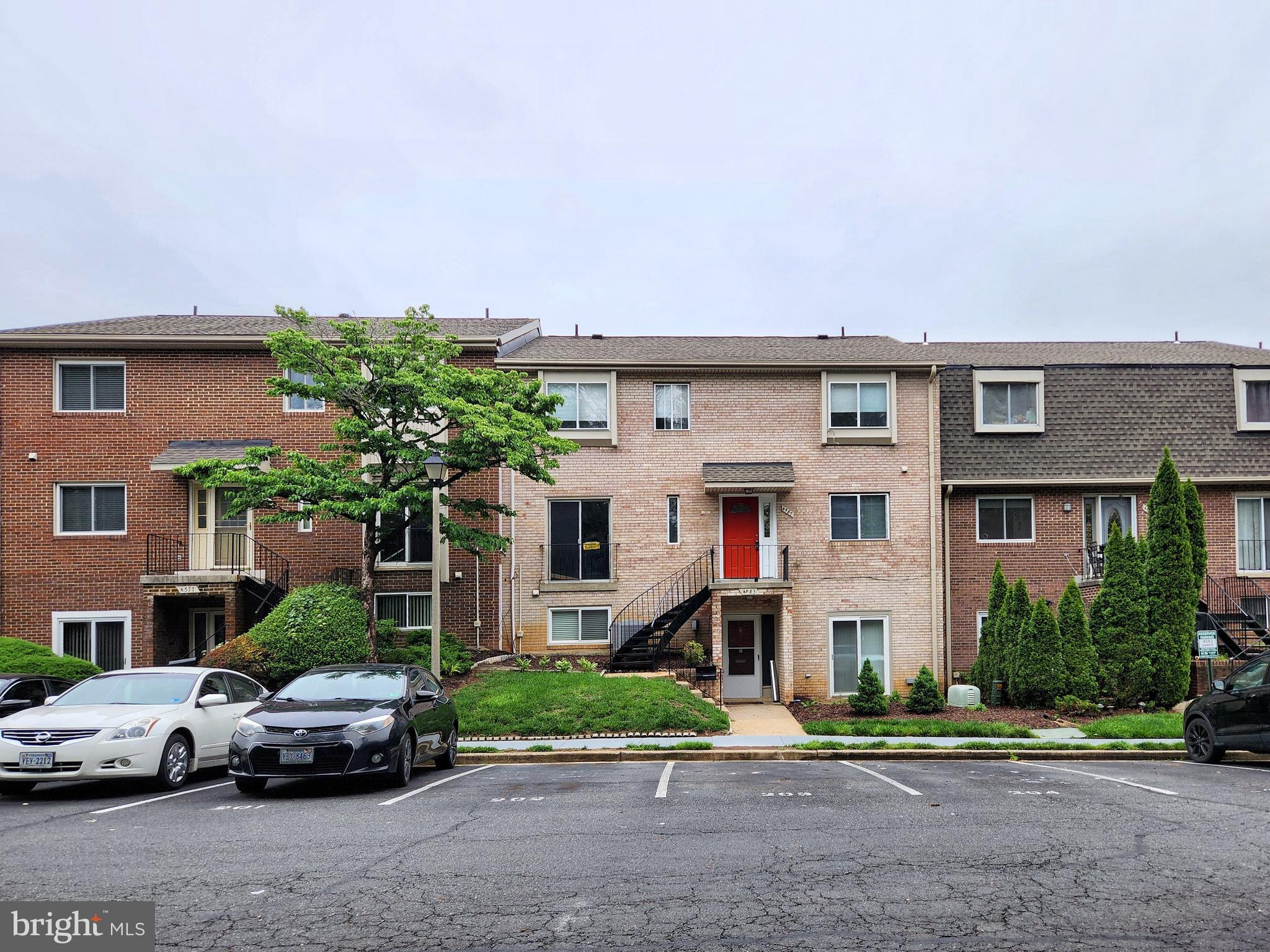 TERRACE TOWNE HOMES OF WOODLAWN - Residential