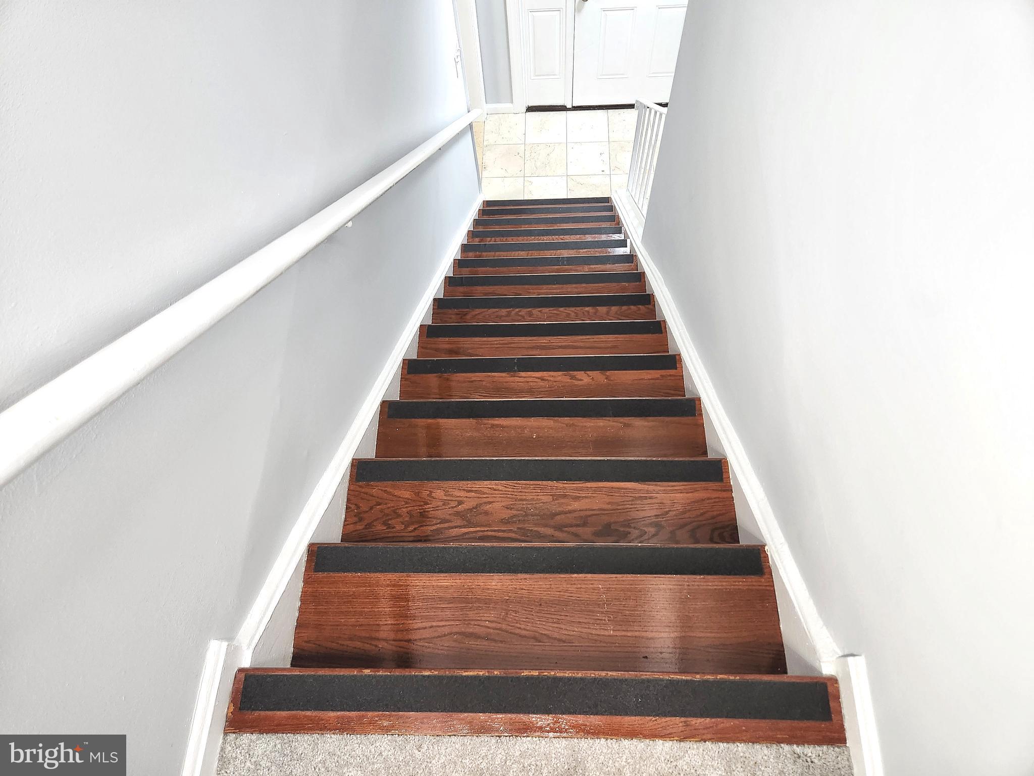 TERRACE TOWNE HOMES OF WOODLAWN - Residential