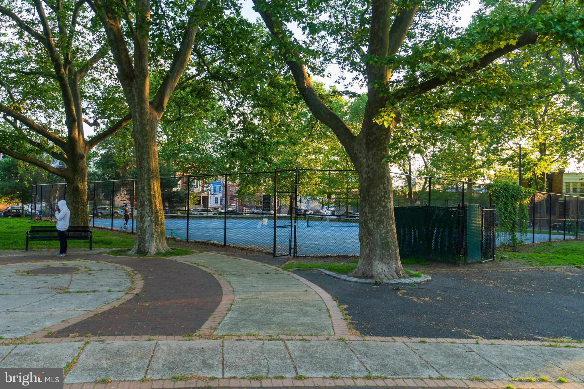 POINT BREEZE - Residential Lease