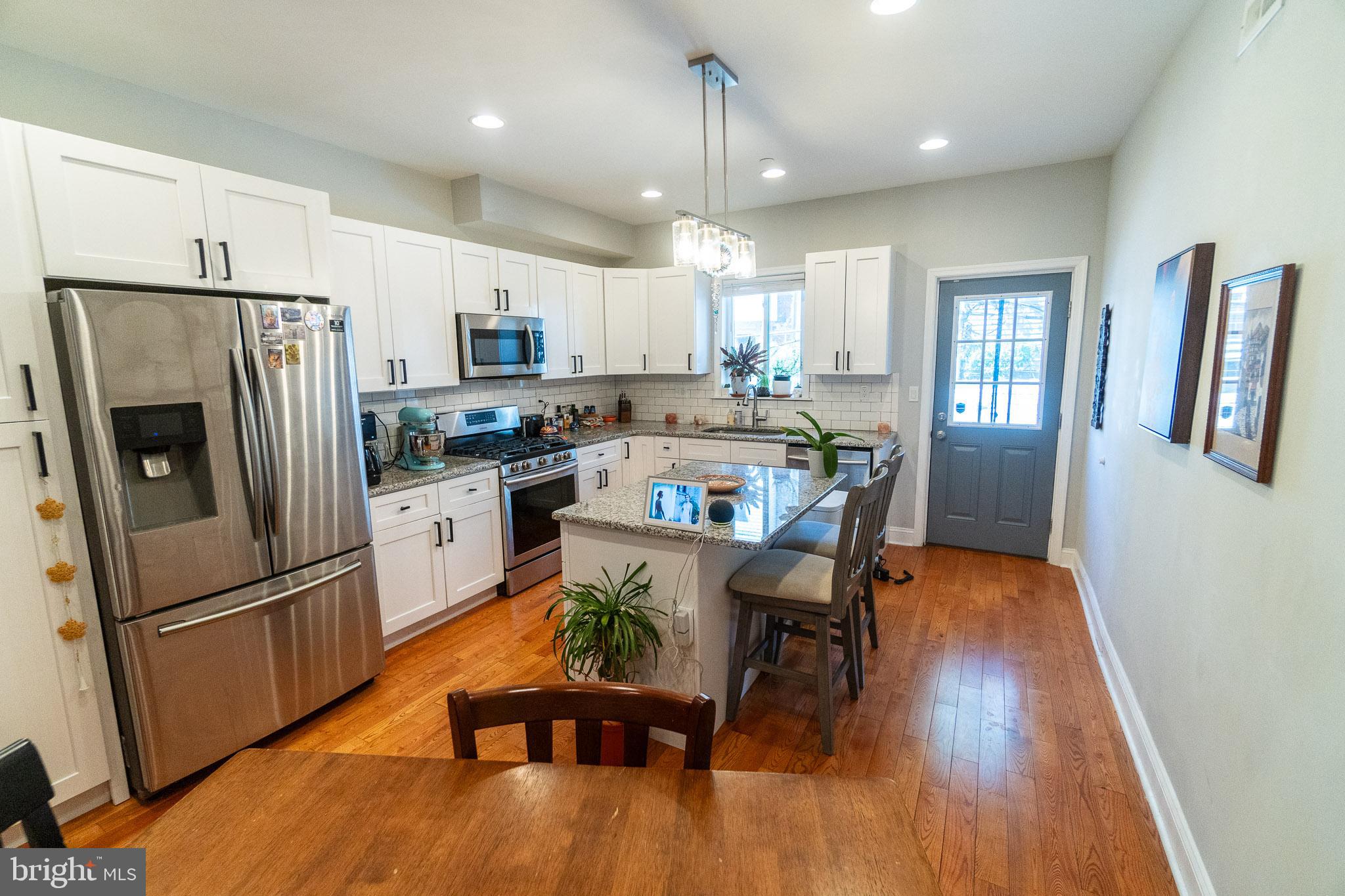 POINT BREEZE - Residential Lease