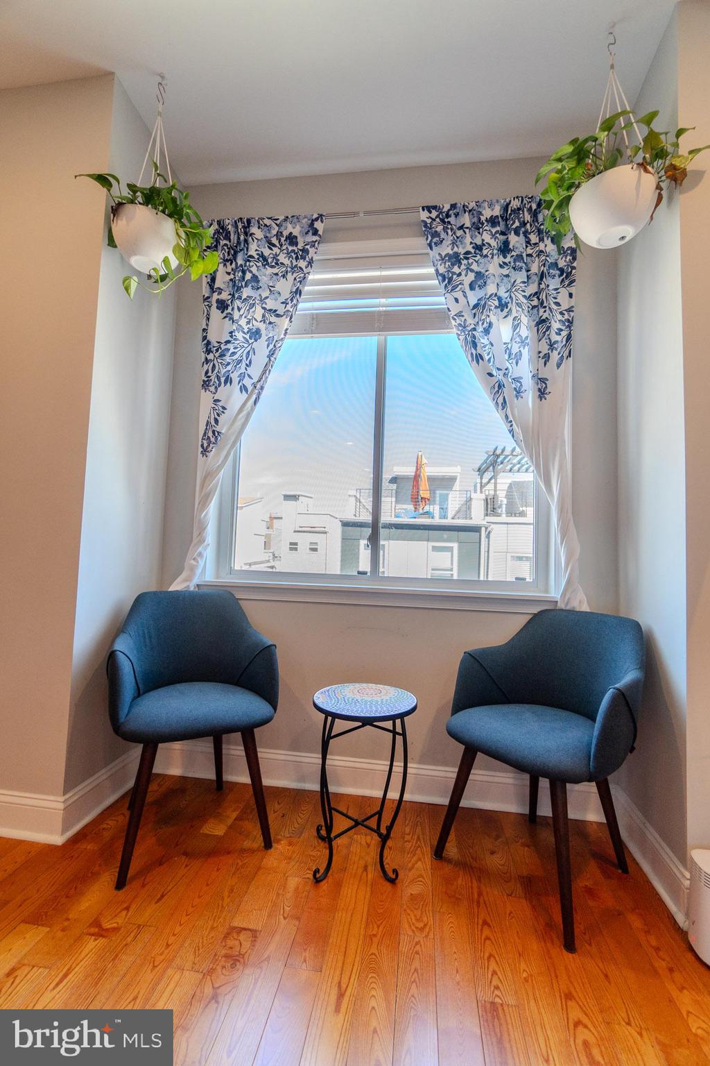 POINT BREEZE - Residential Lease