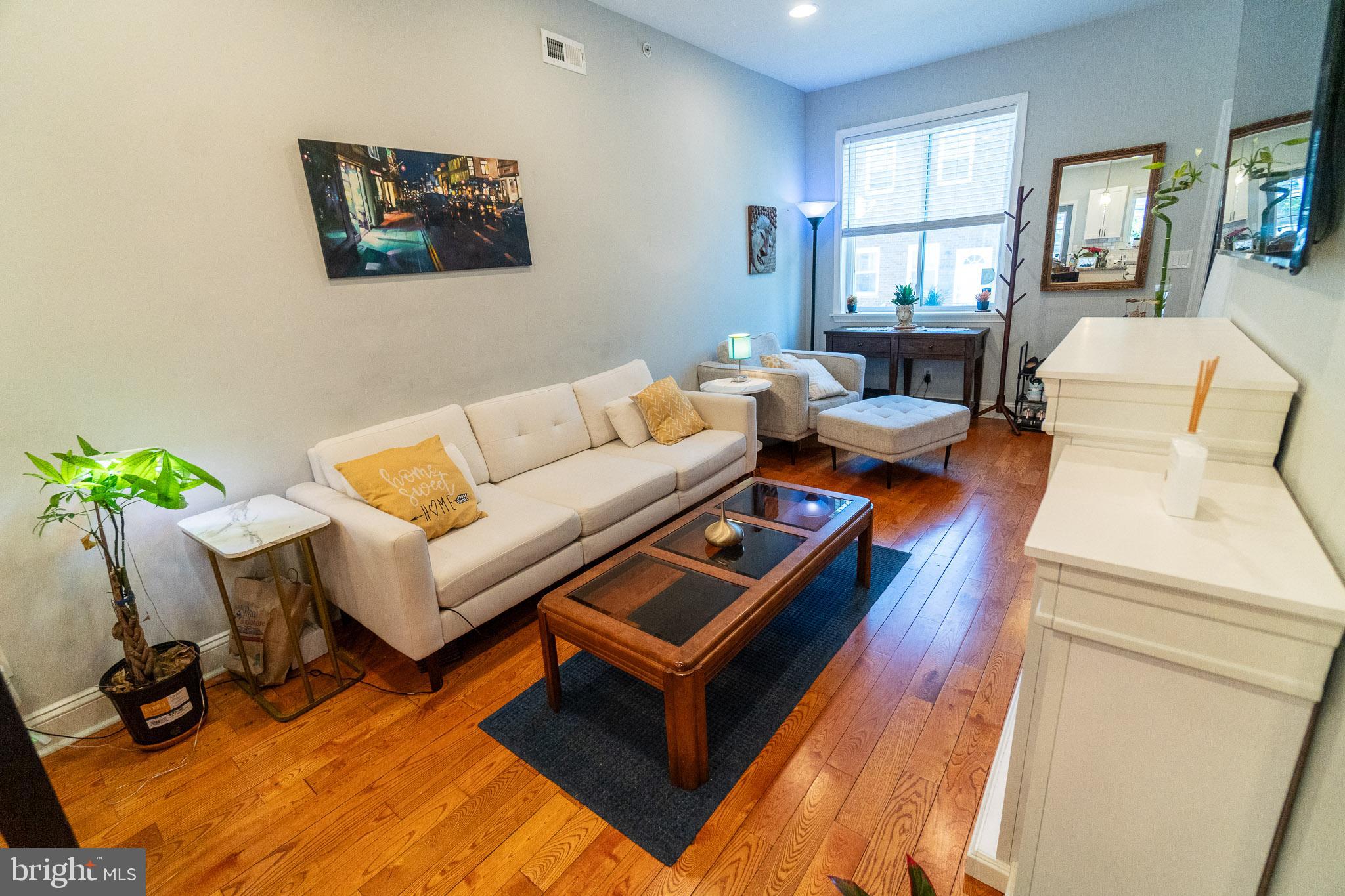 POINT BREEZE - Residential Lease