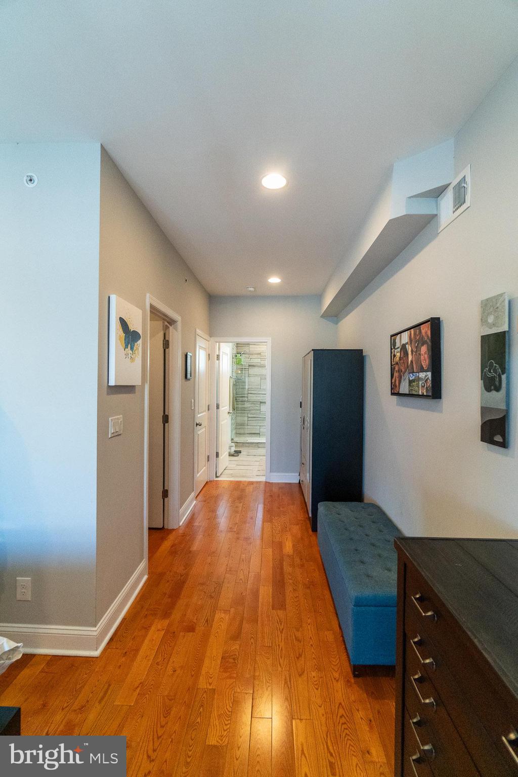 POINT BREEZE - Residential Lease