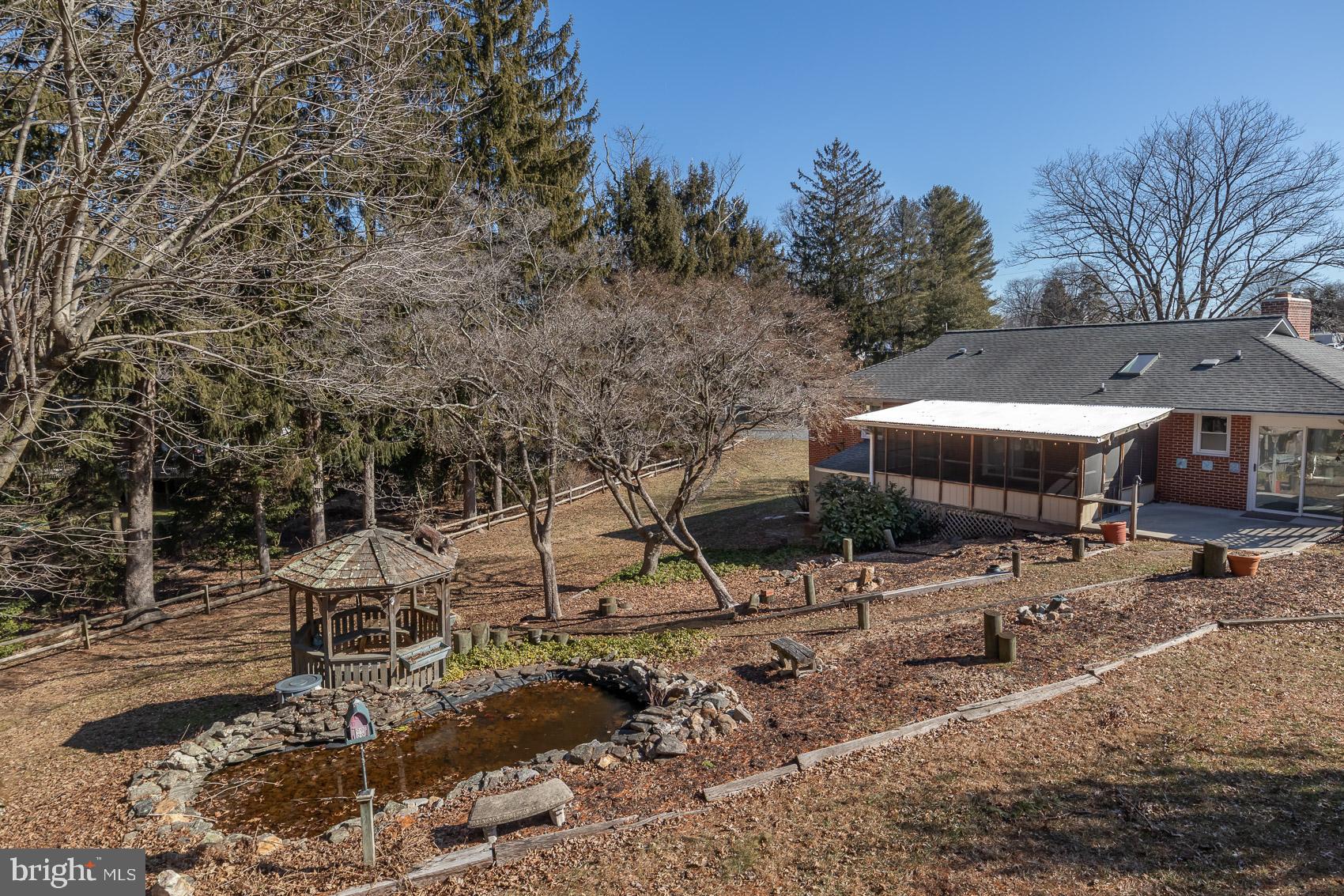 WHITE HOUSE PARK - Residential