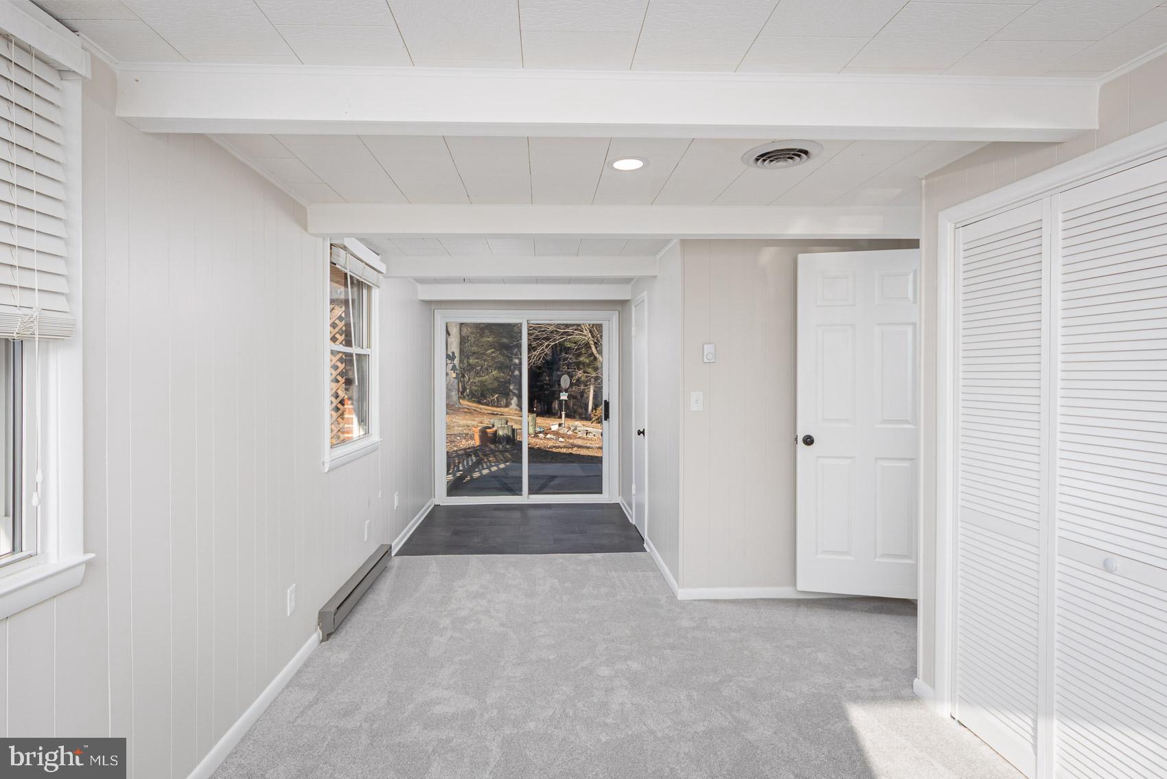 WHITE HOUSE PARK - Residential