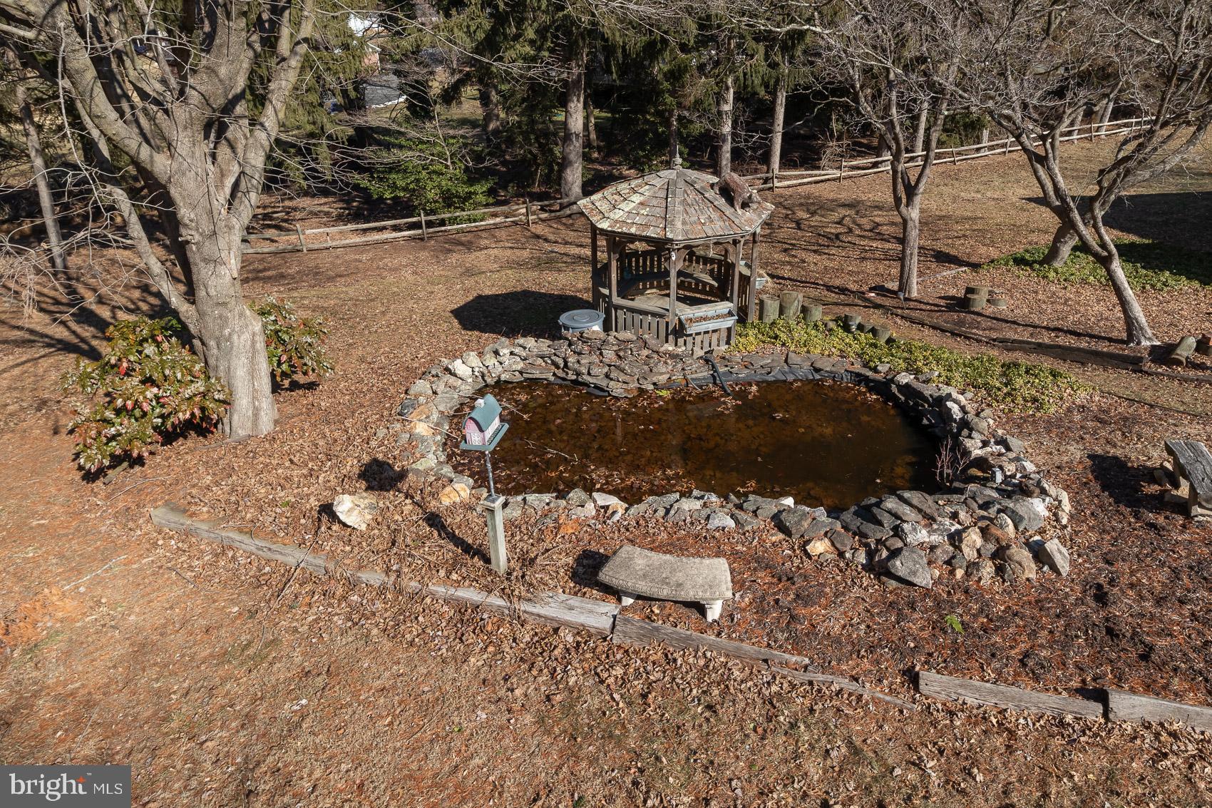 WHITE HOUSE PARK - Residential