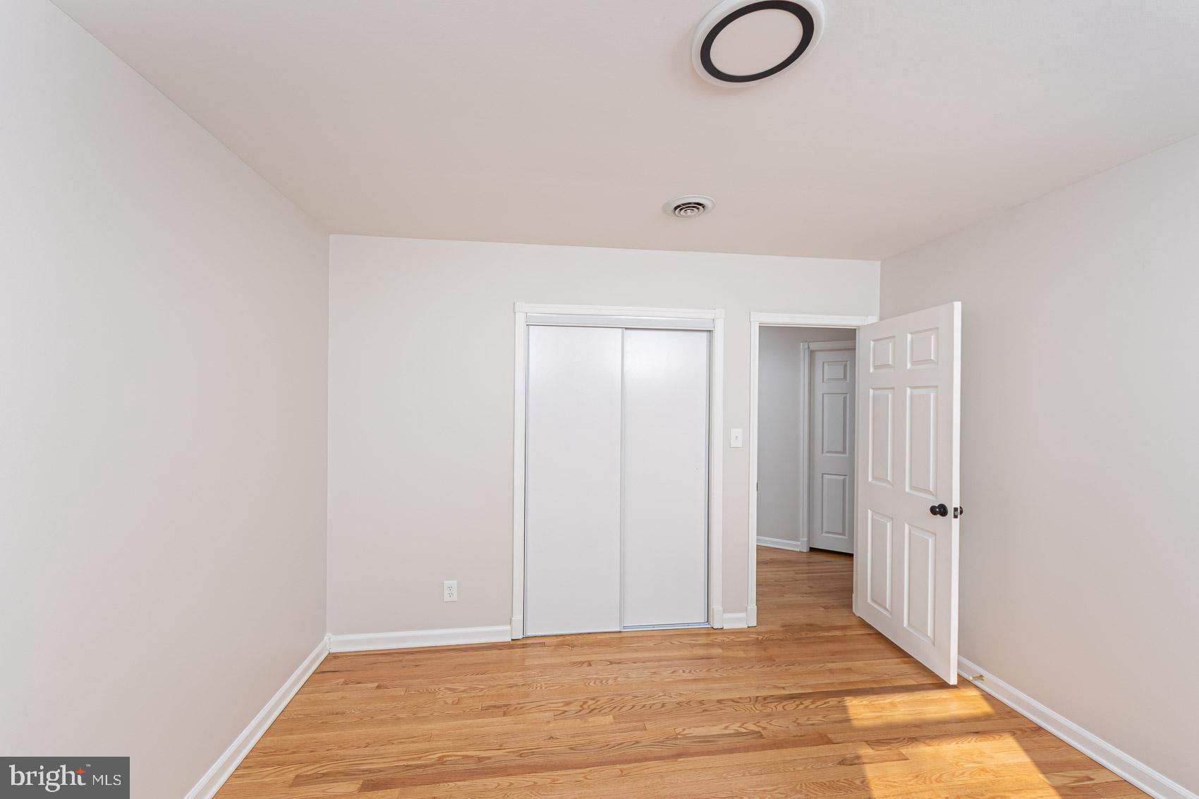 WHITE HOUSE PARK - Residential