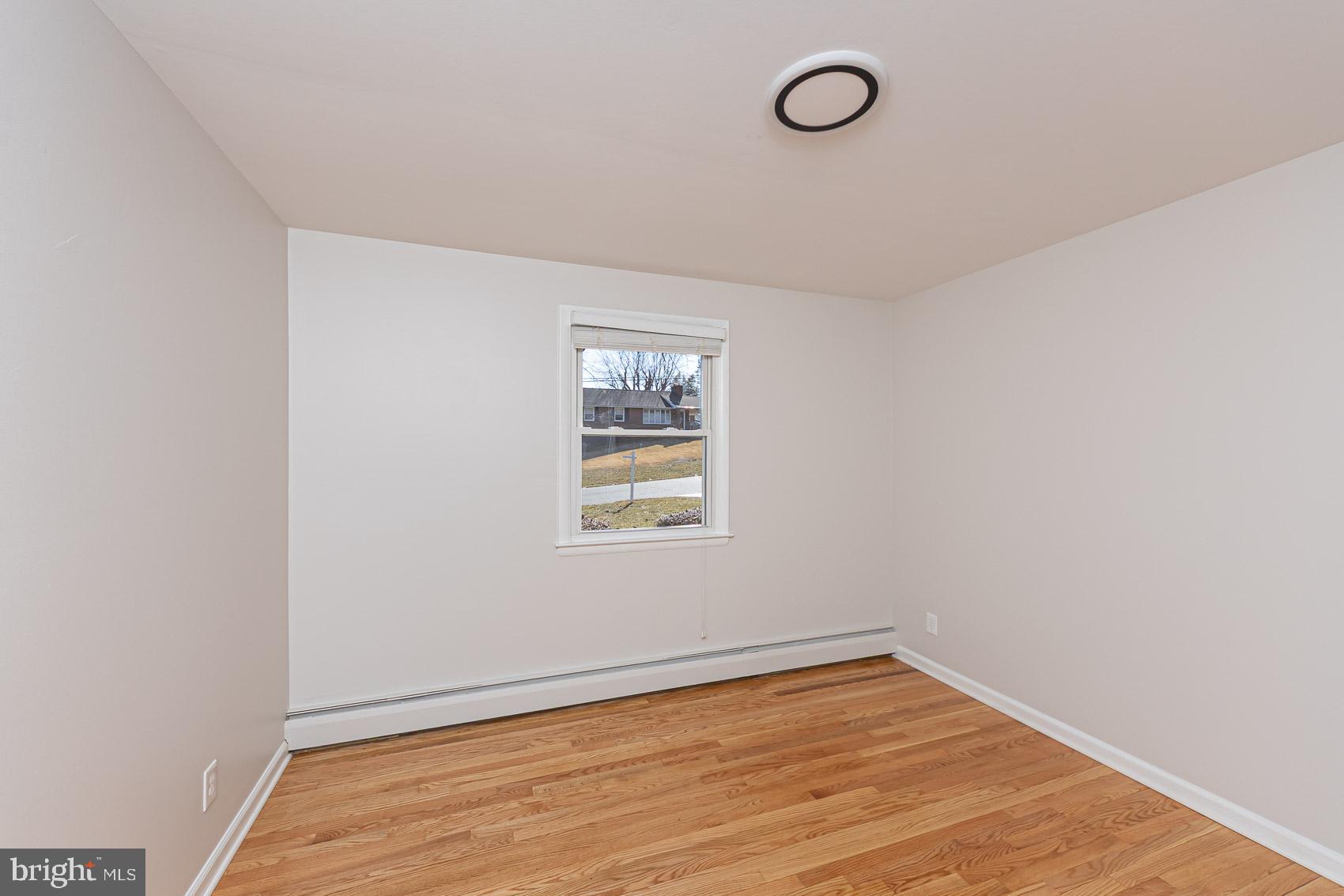 WHITE HOUSE PARK - Residential