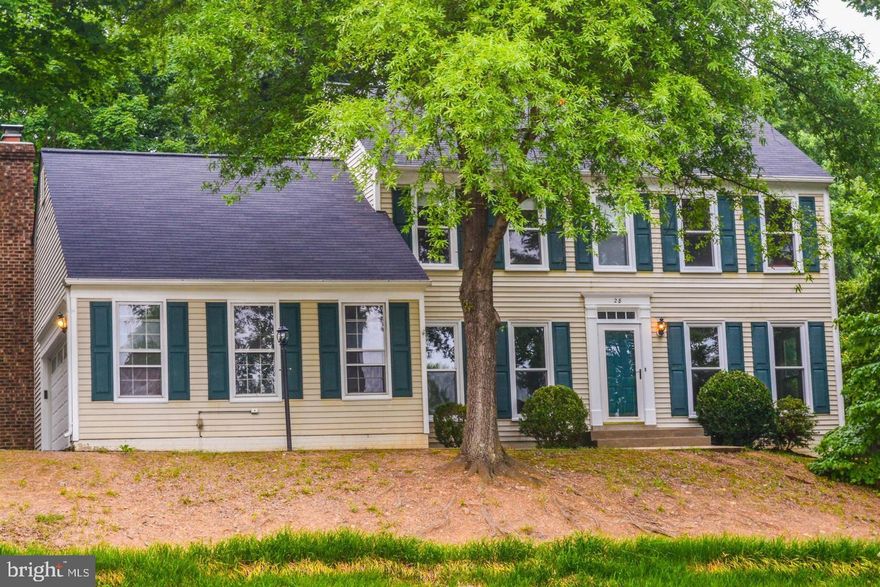 Lovely  home located near 95 and commuter lot in much desired Settler's Landing Community. This home features Newer Stainless Steal Appliances, main floor home office (could be an optional 4th bedroom), eat in kitchen, large spacious Master Suit with walk in closet and large Master Bath with Soaking Tub. This home features 3 spacious bedrooms upstairs and 2 full bathrooms, Fully Fenced in Back Yard that backs to the woods for privacy. Large oversized deck for entertaining and maximizing your out door living as well as a 2 car side loading garage. Home is located within a few miles of Commuter lots as well as 95 but you would never know it with how peaceful and quiet the street and neighborhood is!