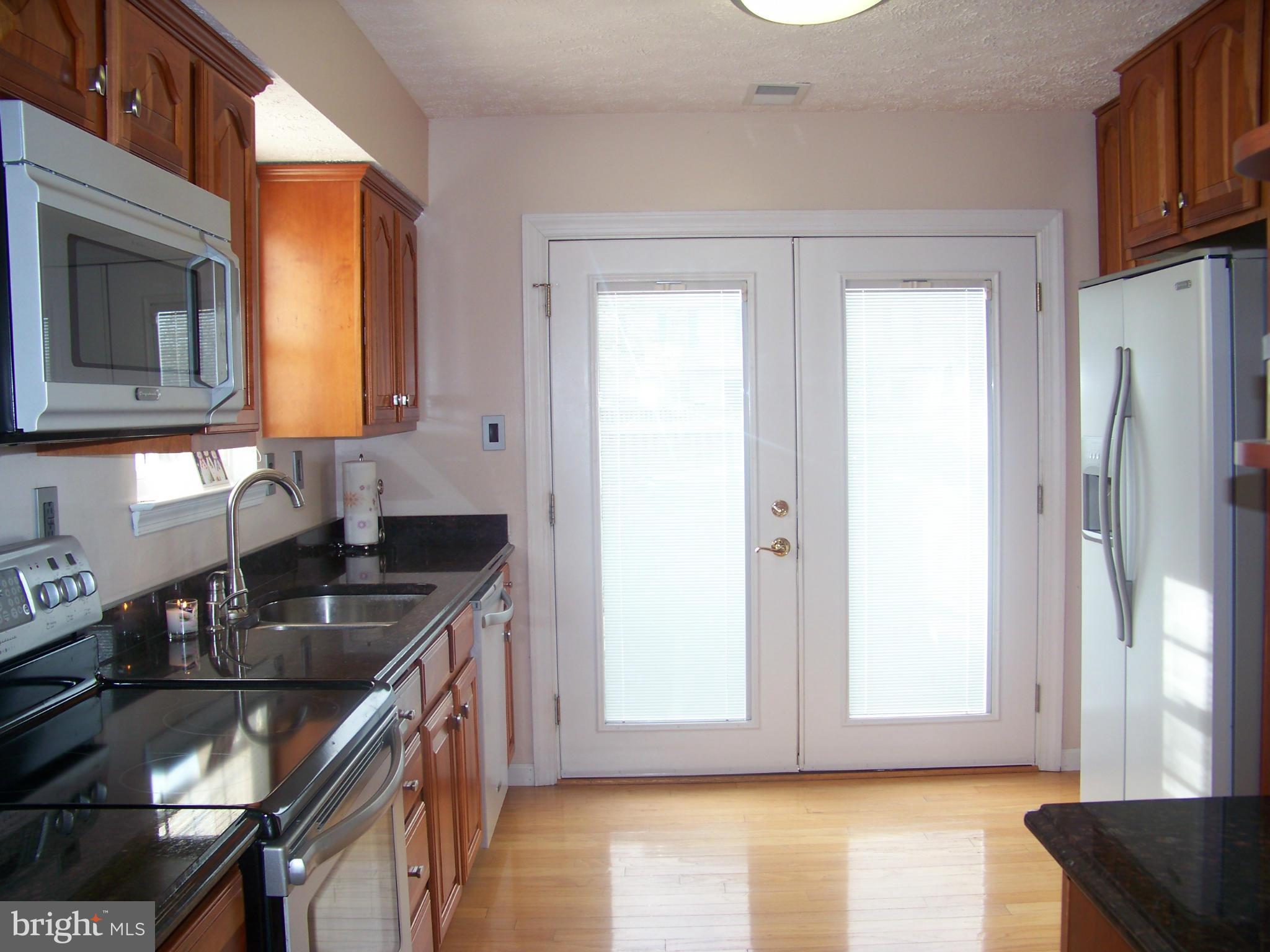 ST CHARLES HAMPSHIRE - Residential Lease