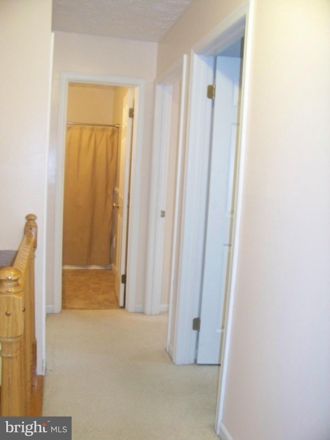 ST CHARLES HAMPSHIRE - Residential Lease