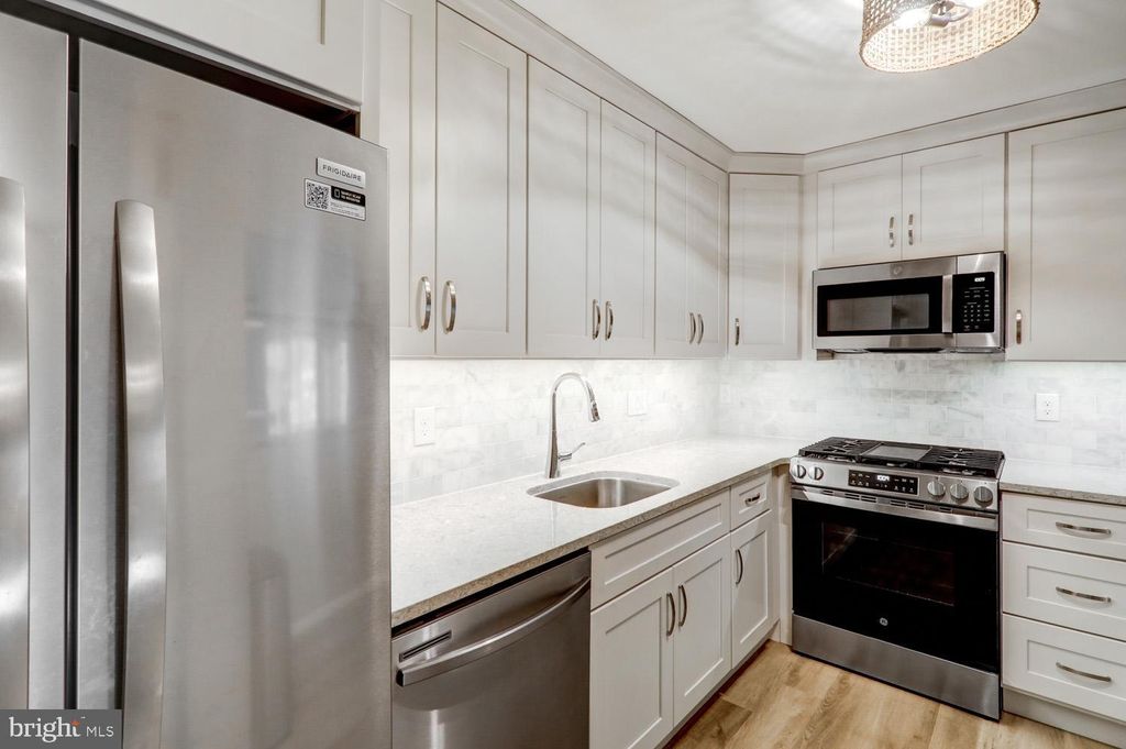 Photo of 21 Valleybrook Drive, LANCASTER, PA 17601 (MLS # PALA2073164)