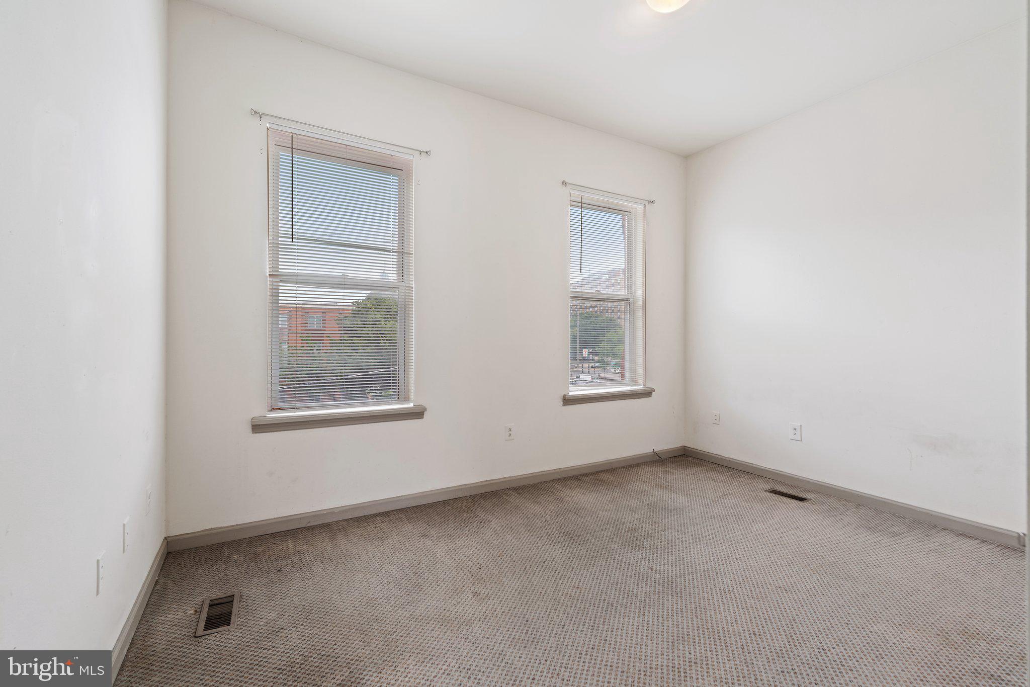 TEMPLE UNIVERSITY - Residential Lease