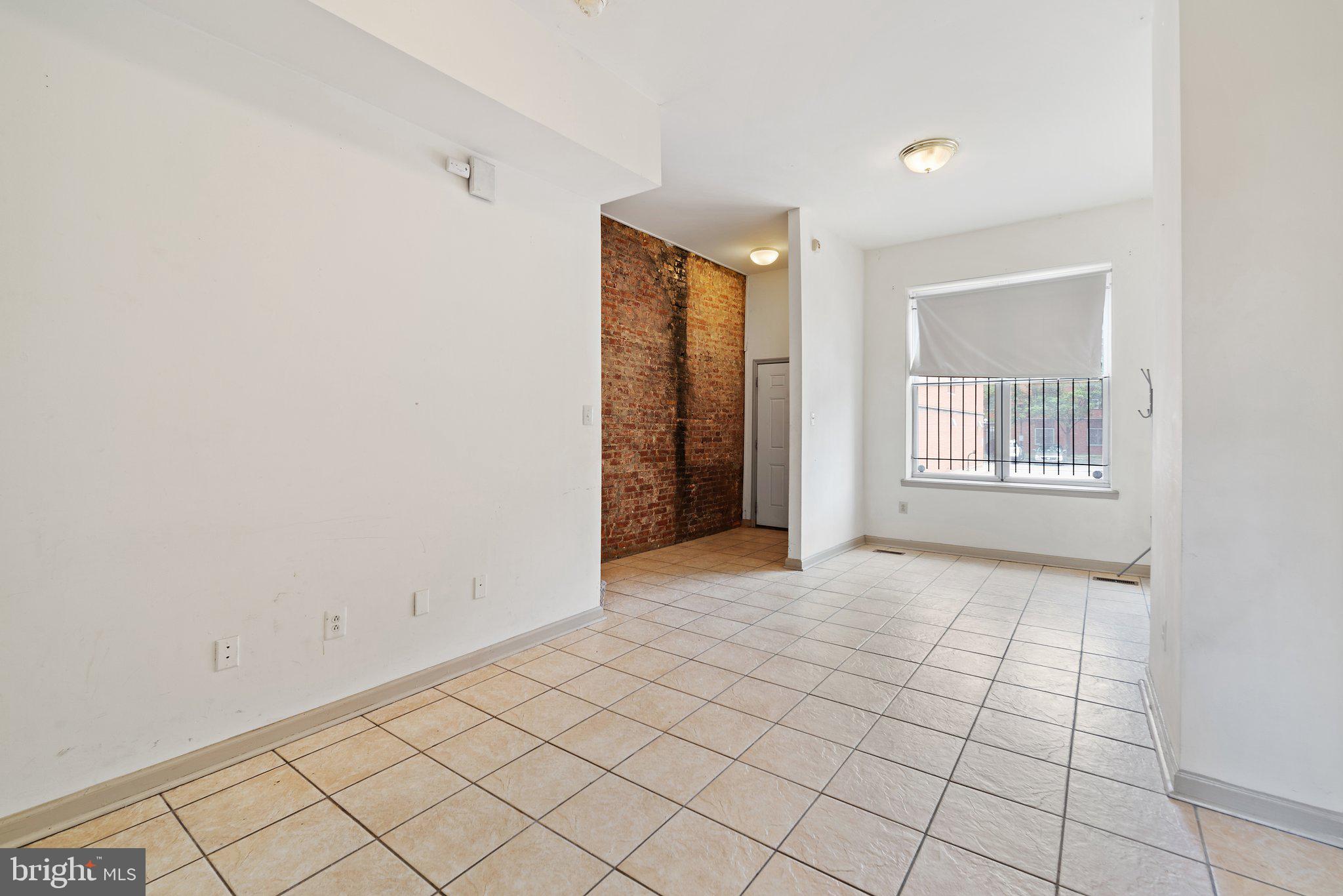 TEMPLE UNIVERSITY - Residential Lease