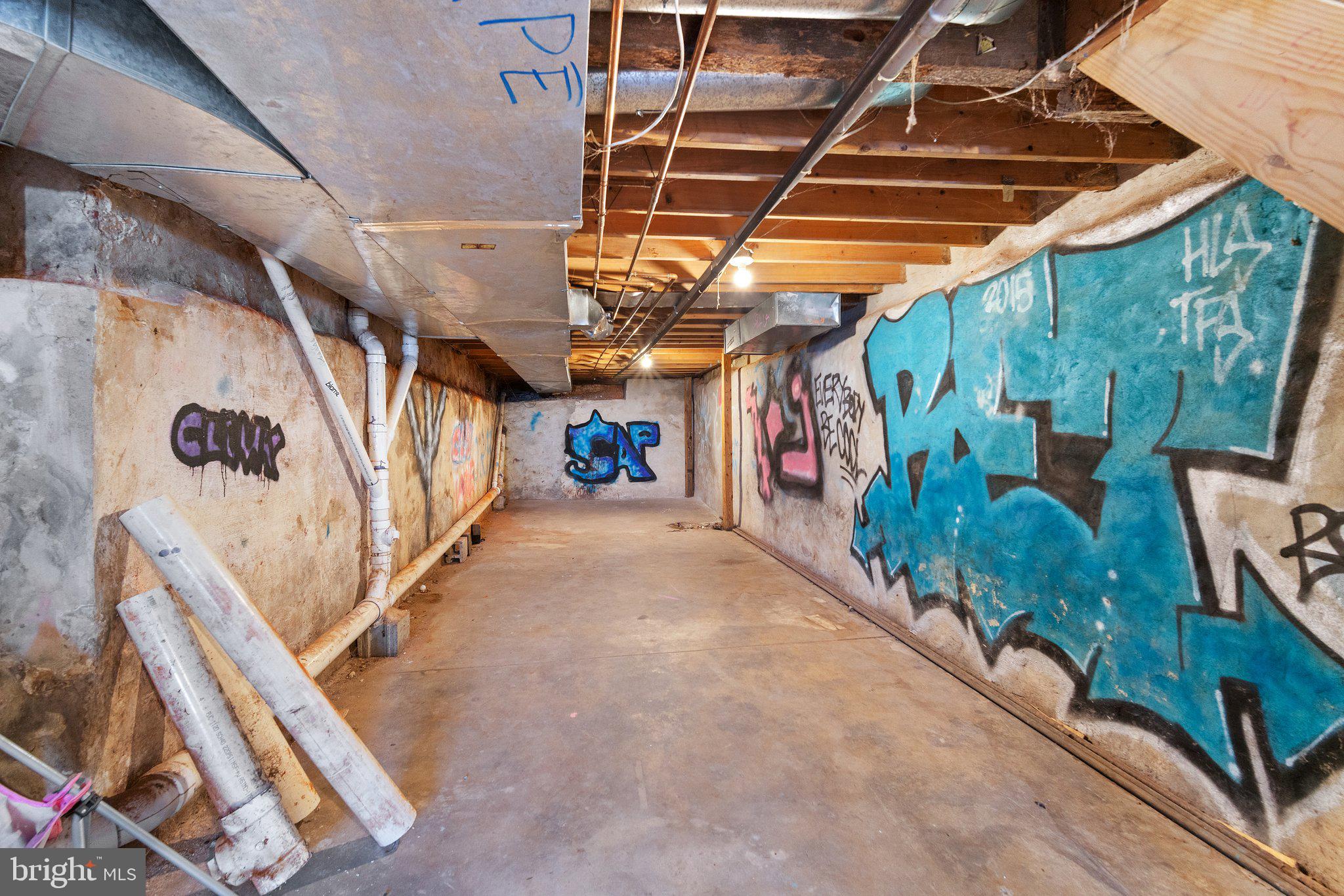 TEMPLE UNIVERSITY - Residential Lease