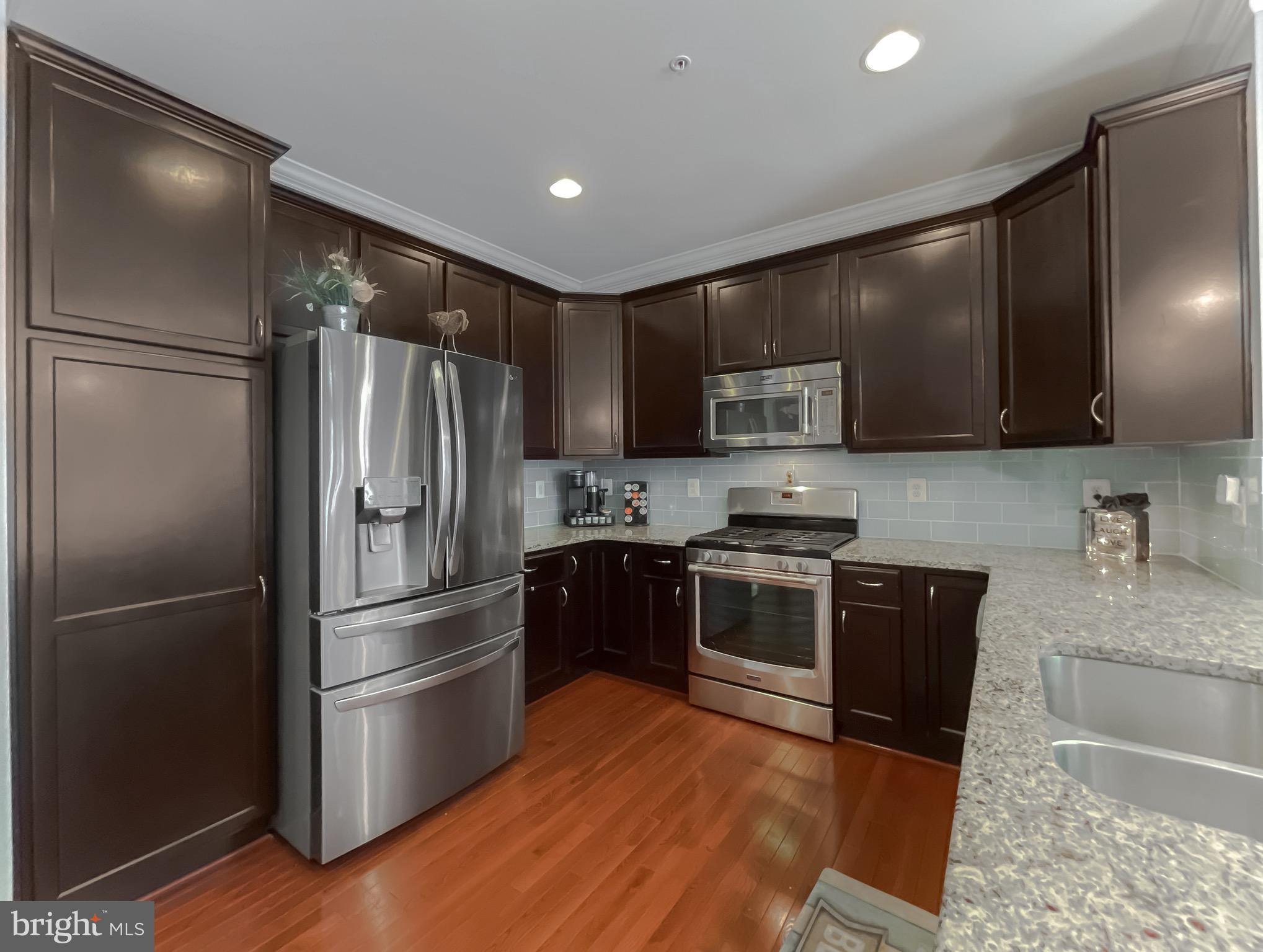 THE VILLAGES OF STEEPLECHASE - Residential