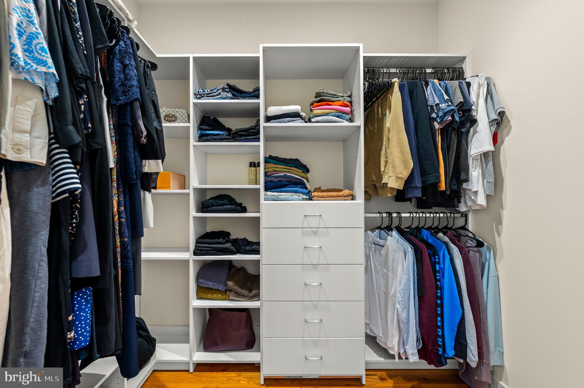 POWELTON VILLAGE - Residential