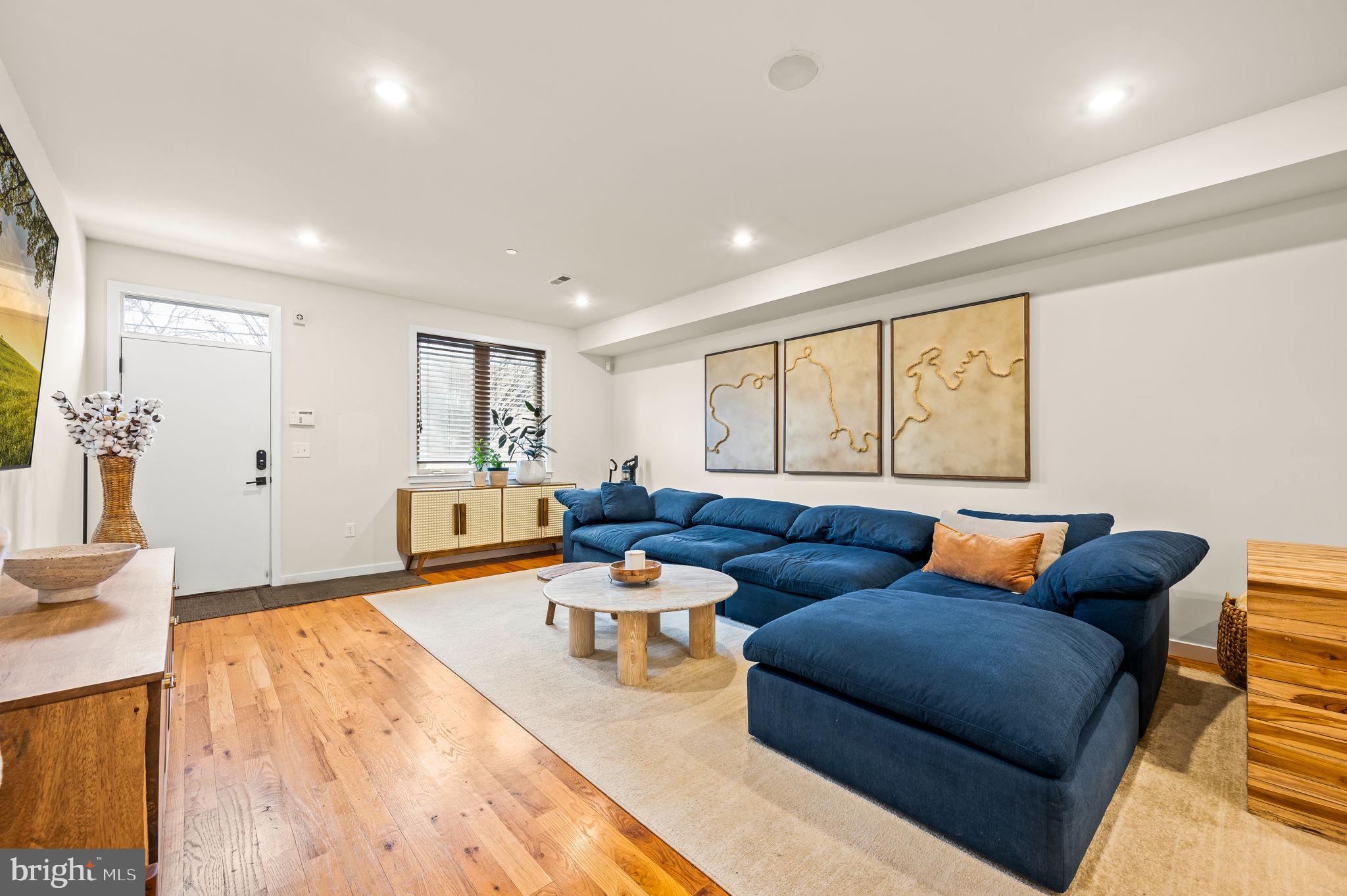 POWELTON VILLAGE - Residential