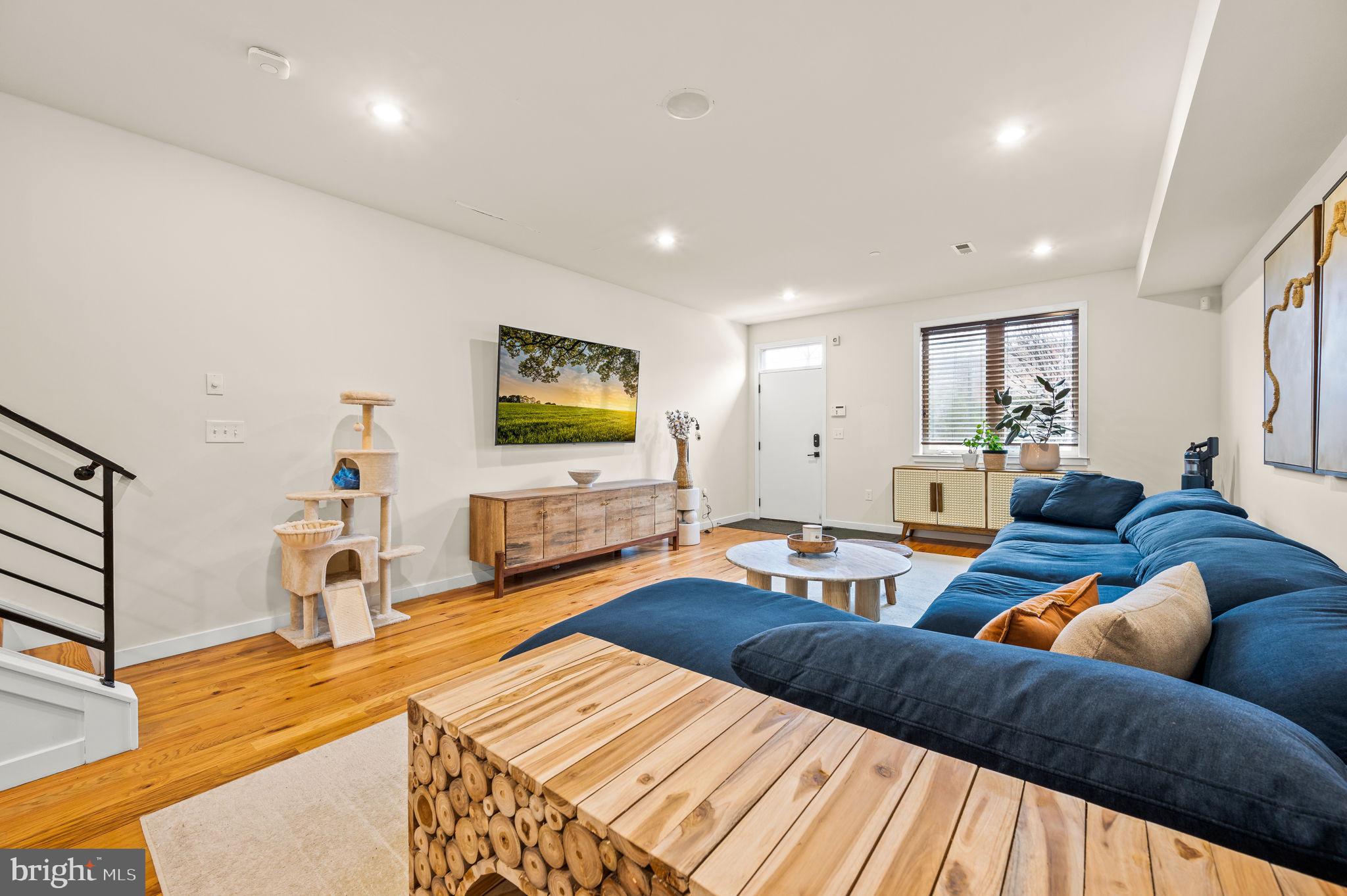 POWELTON VILLAGE - Residential