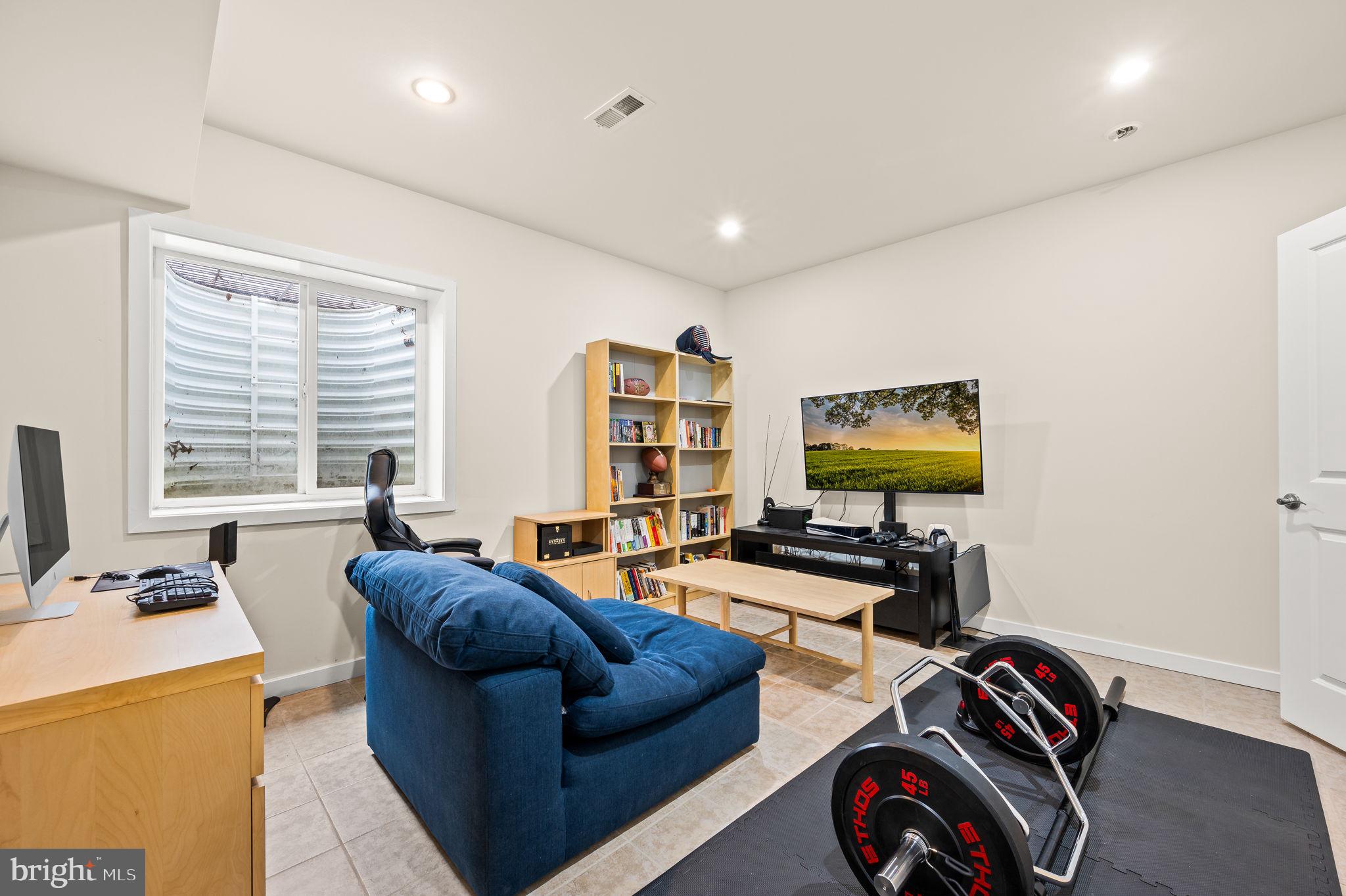 POWELTON VILLAGE - Residential