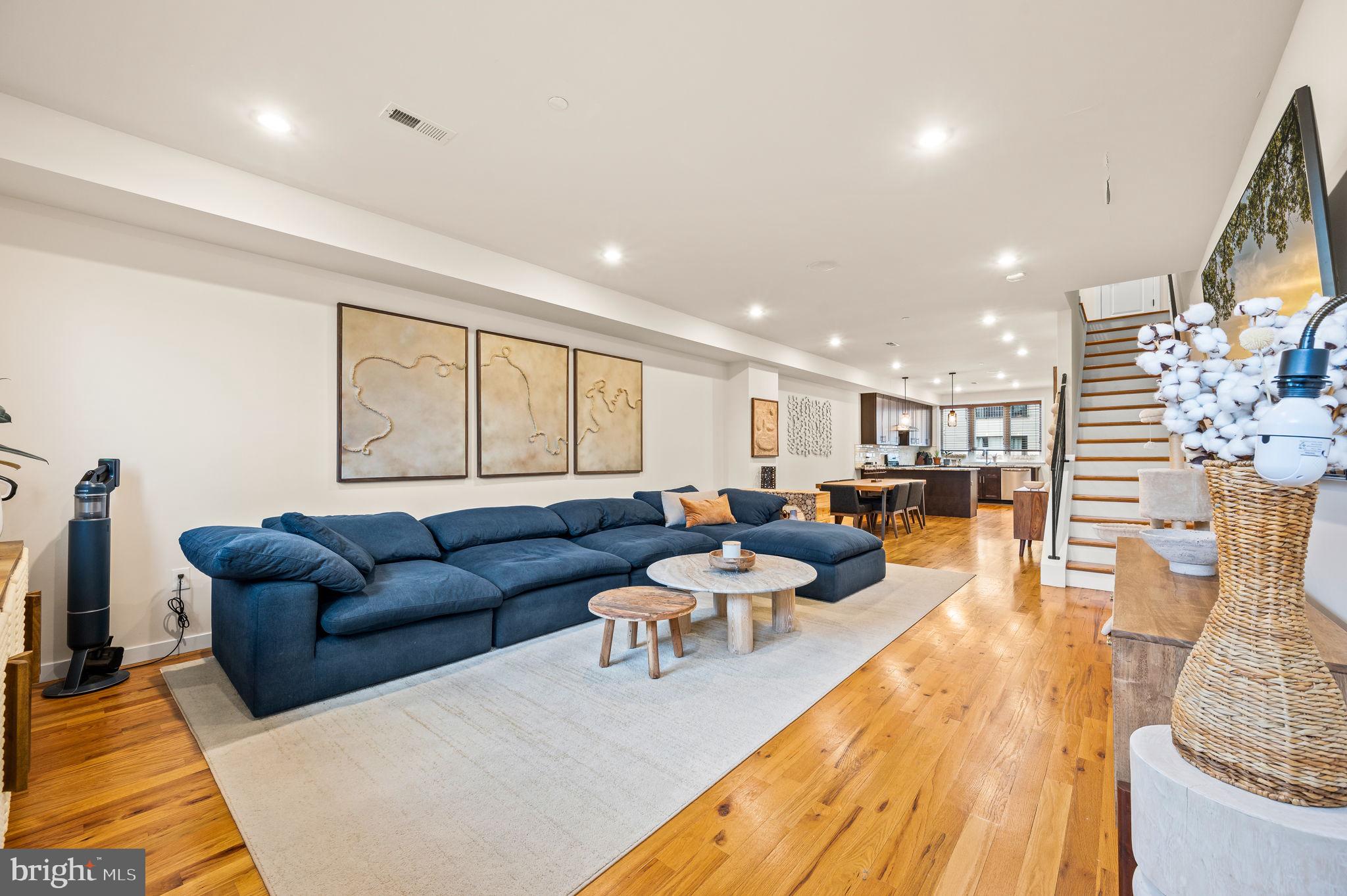 POWELTON VILLAGE - Residential