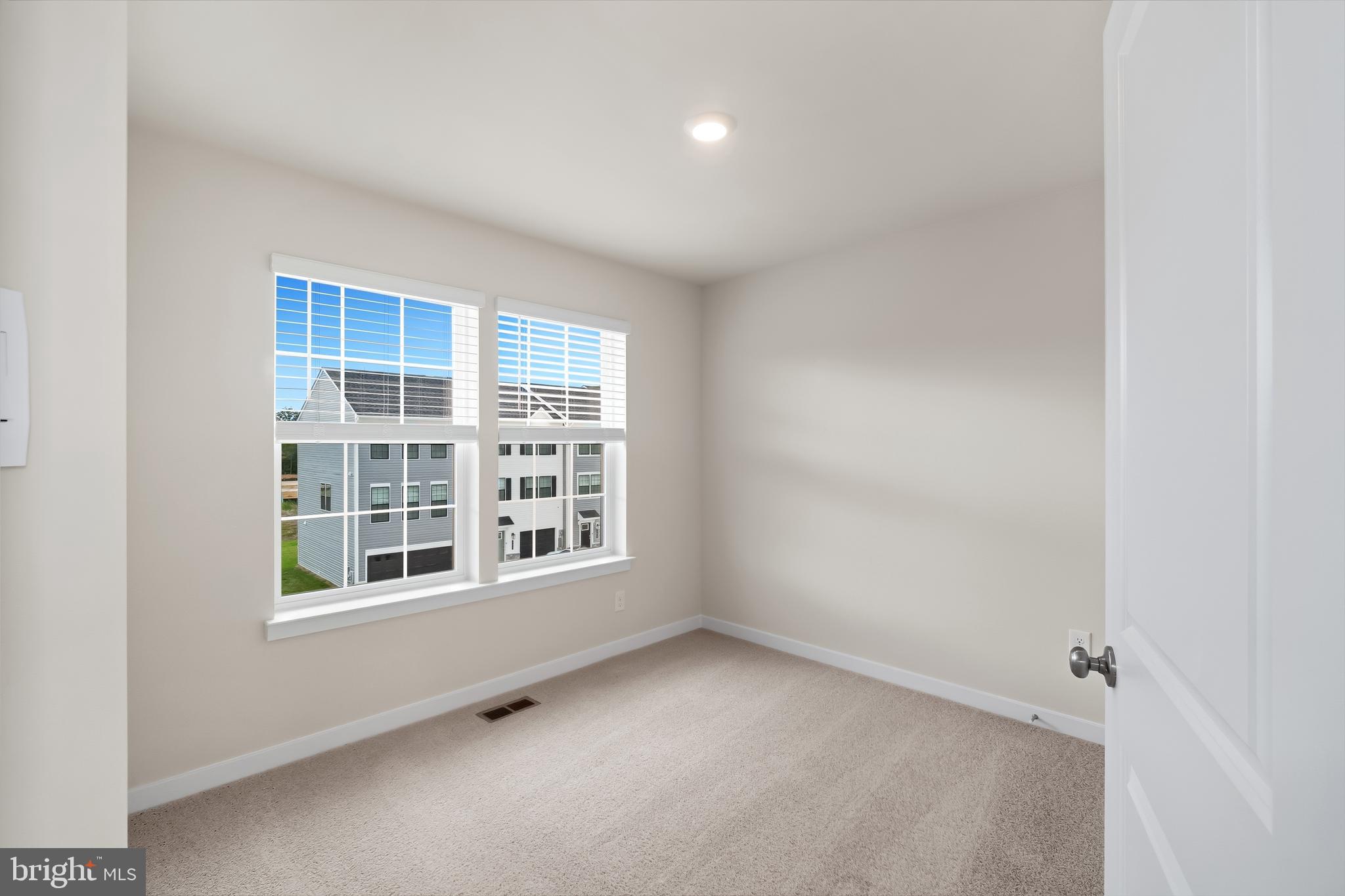 PINEGROVE - Residential