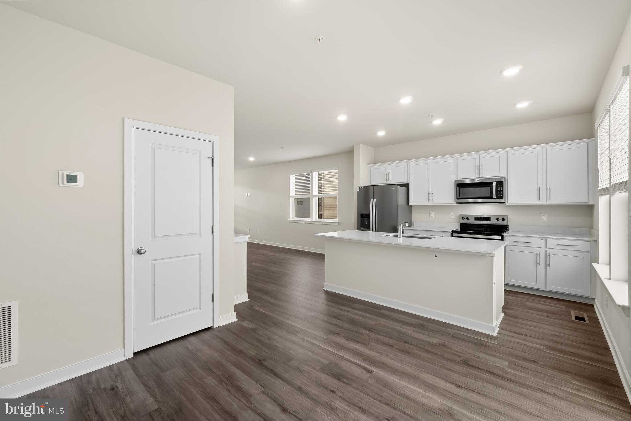 PINEGROVE - Residential