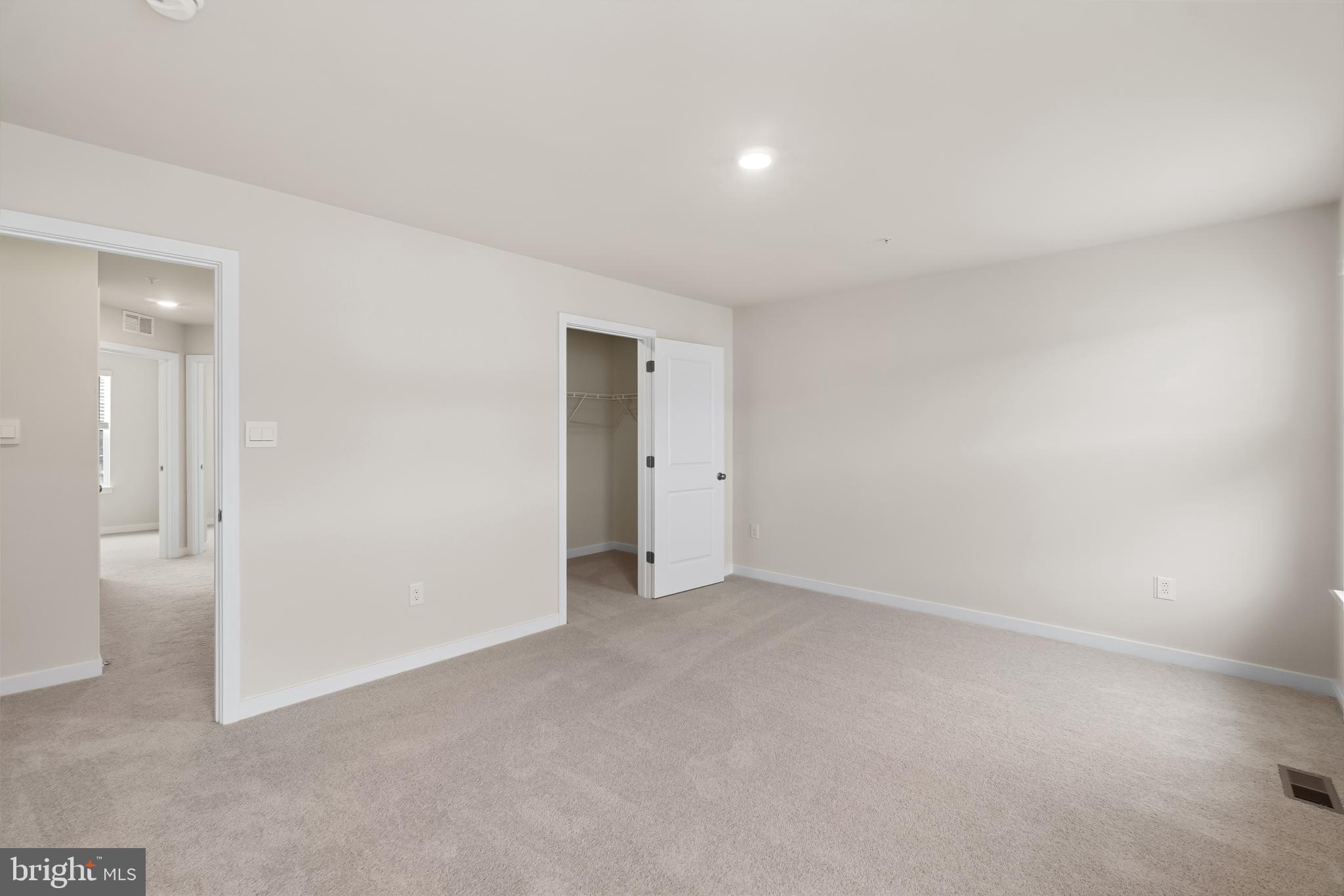 PINEGROVE - Residential