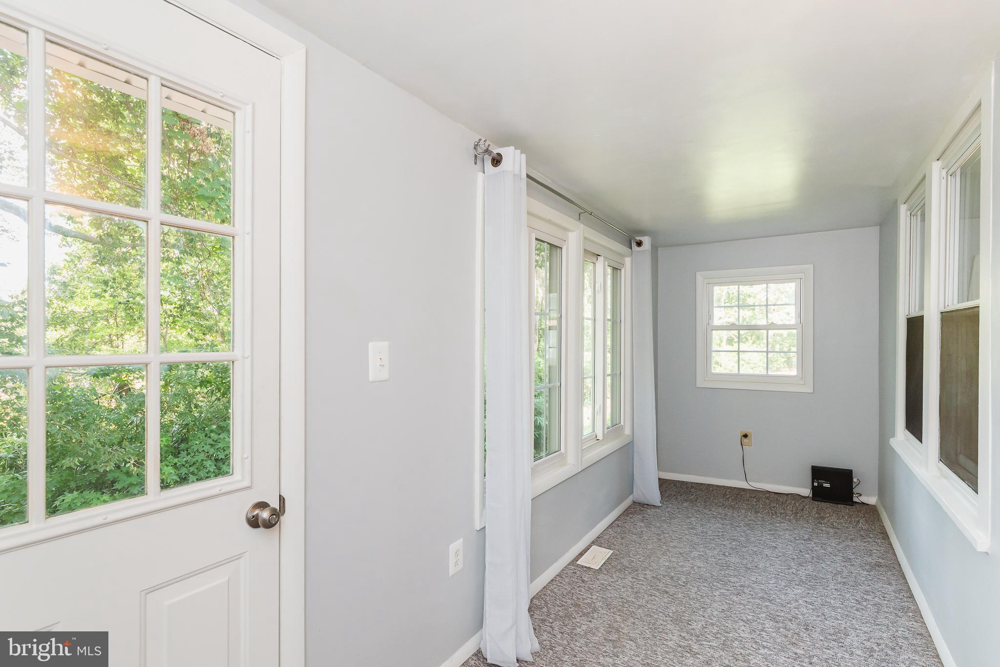 UPPER FALLS - Residential