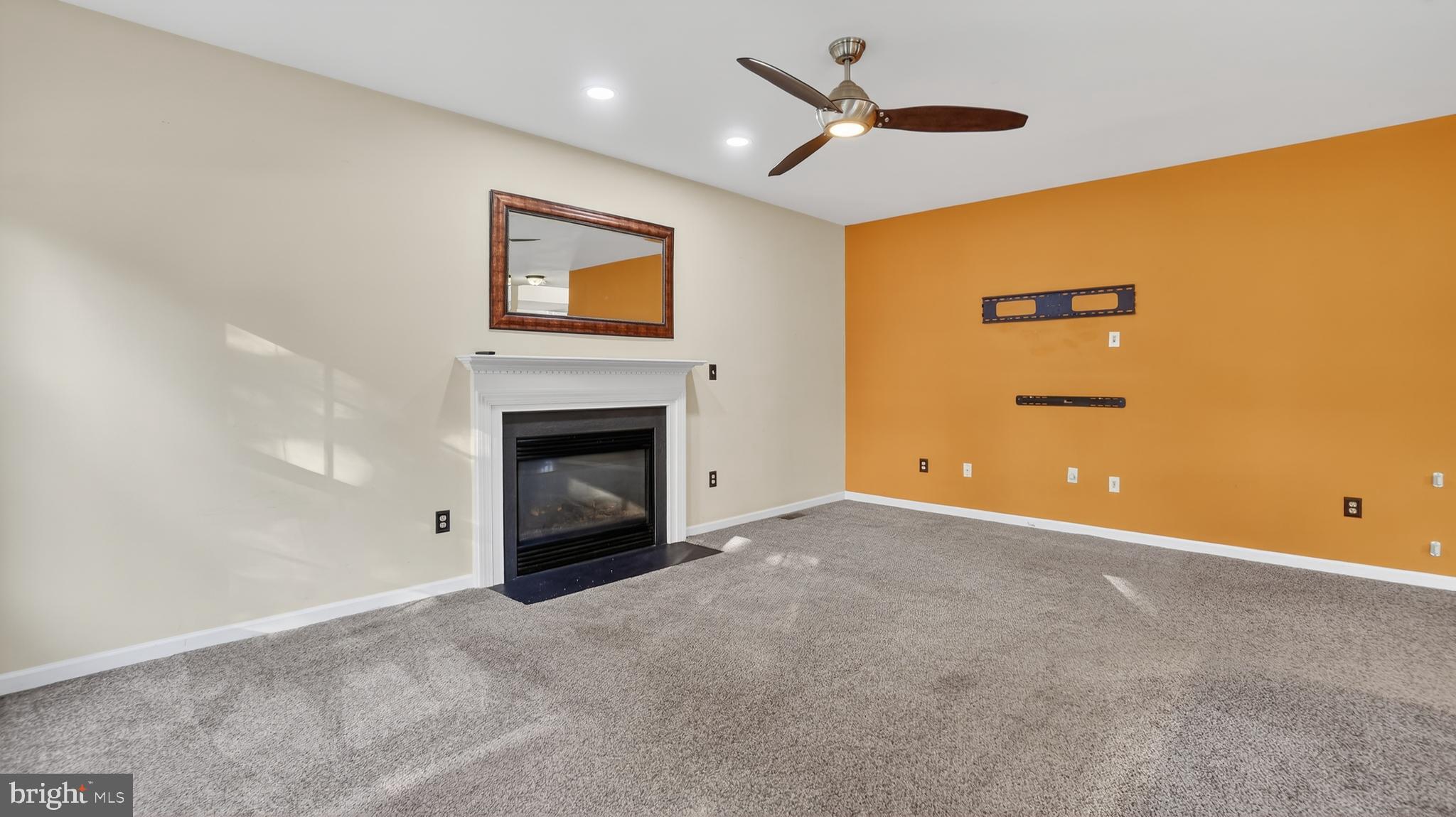 CHAPMAN FARM - Residential