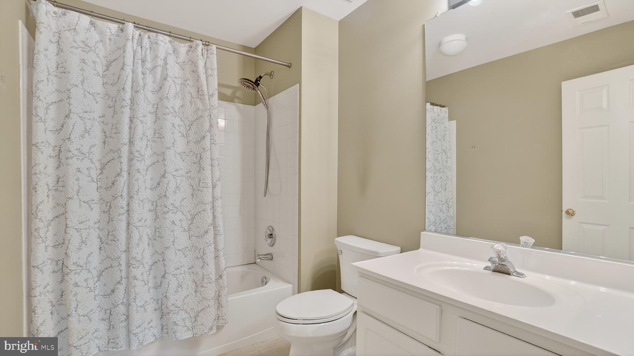 CHAPMAN FARM - Residential