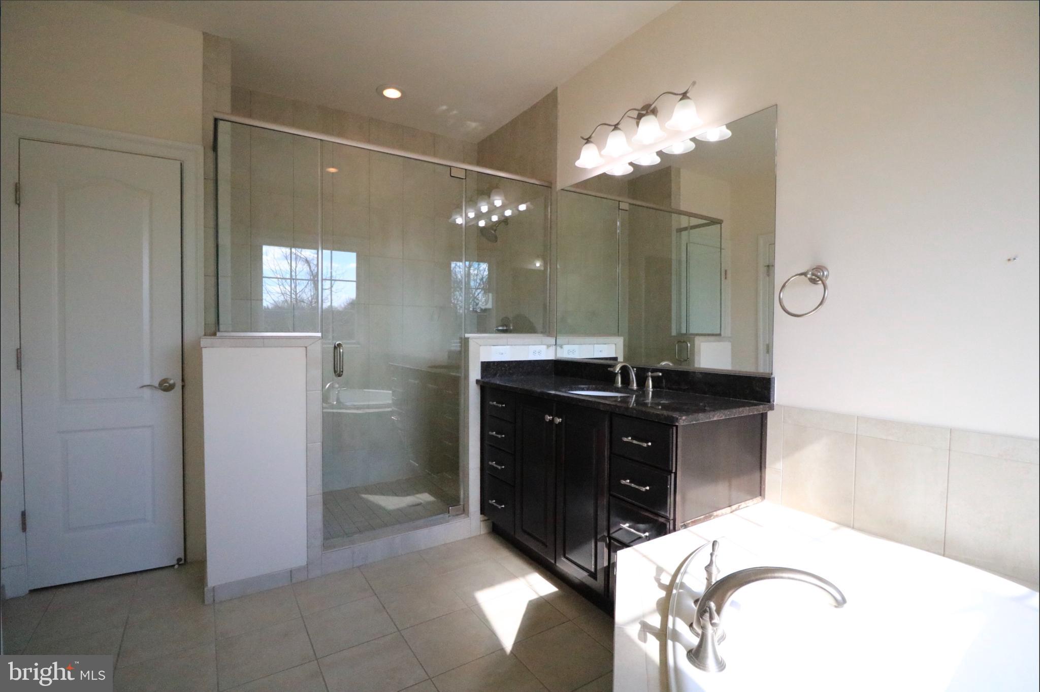 RIVER QUARRY - Residential Lease