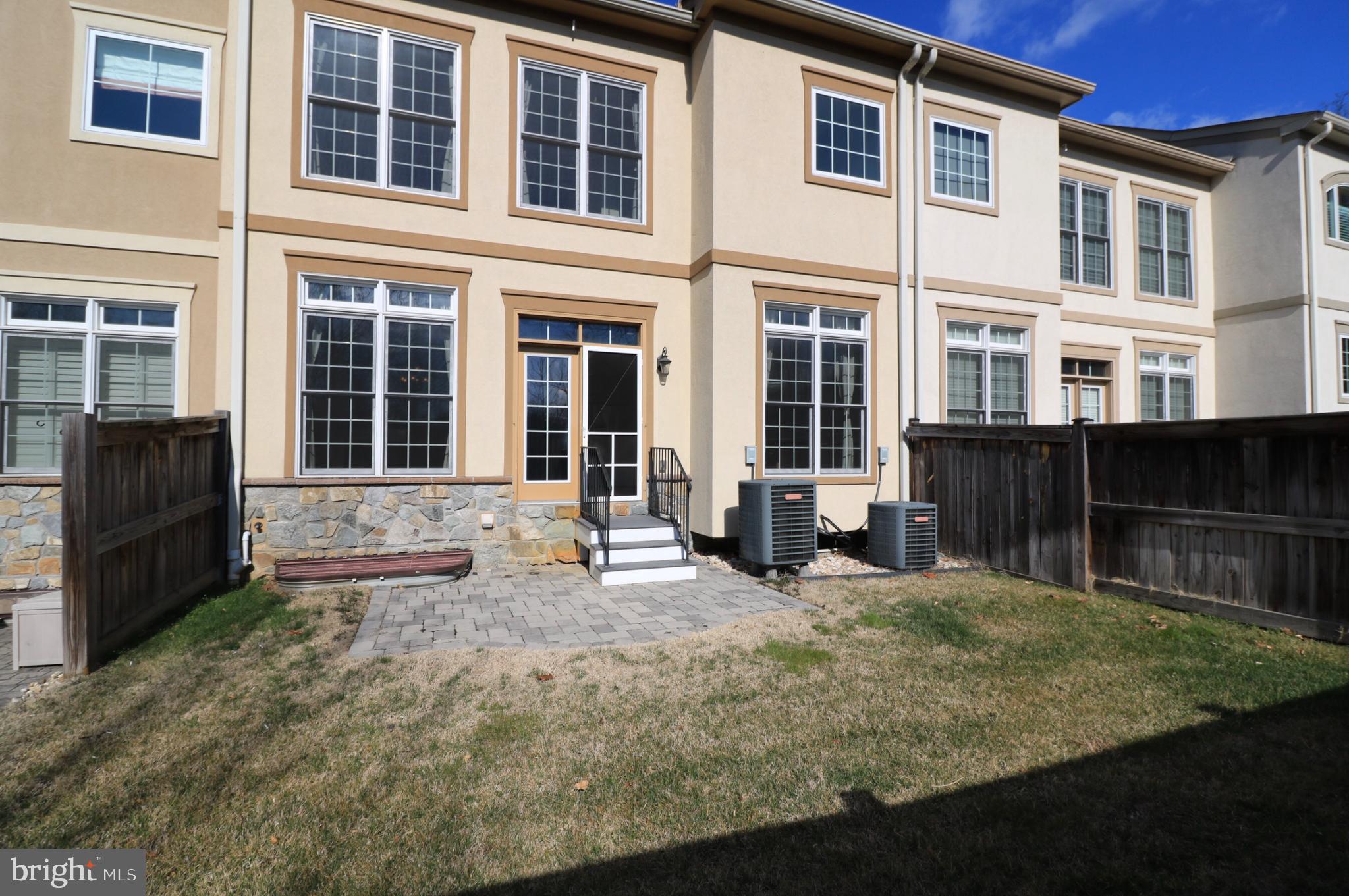 RIVER QUARRY - Residential Lease