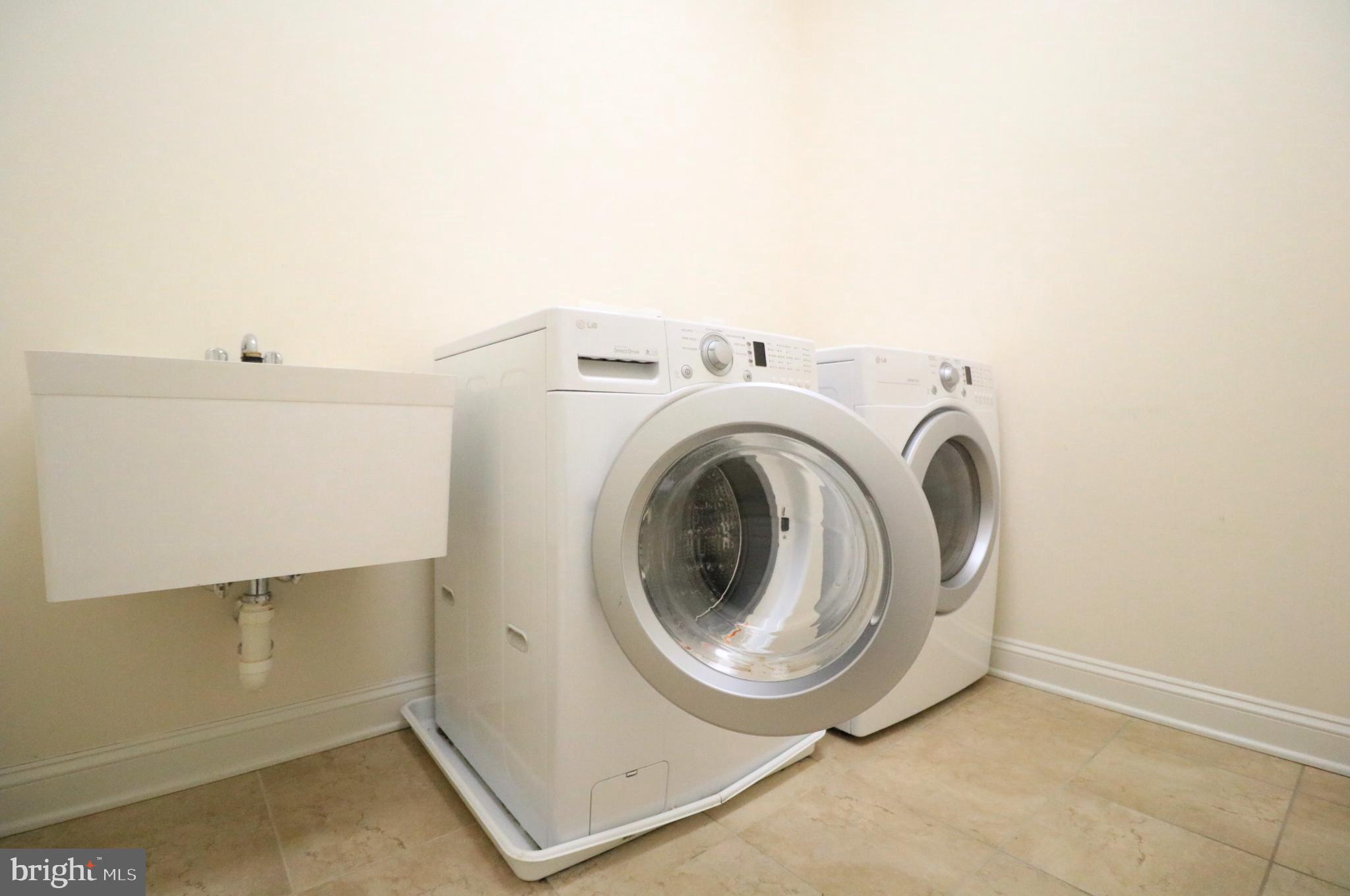 RIVER QUARRY - Residential Lease