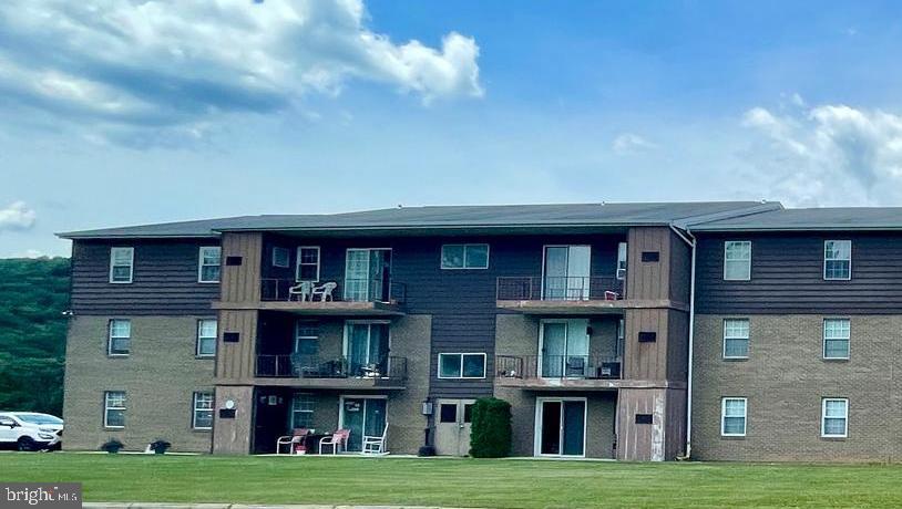 CRESAP KNOLL APARTMENTS - Residential