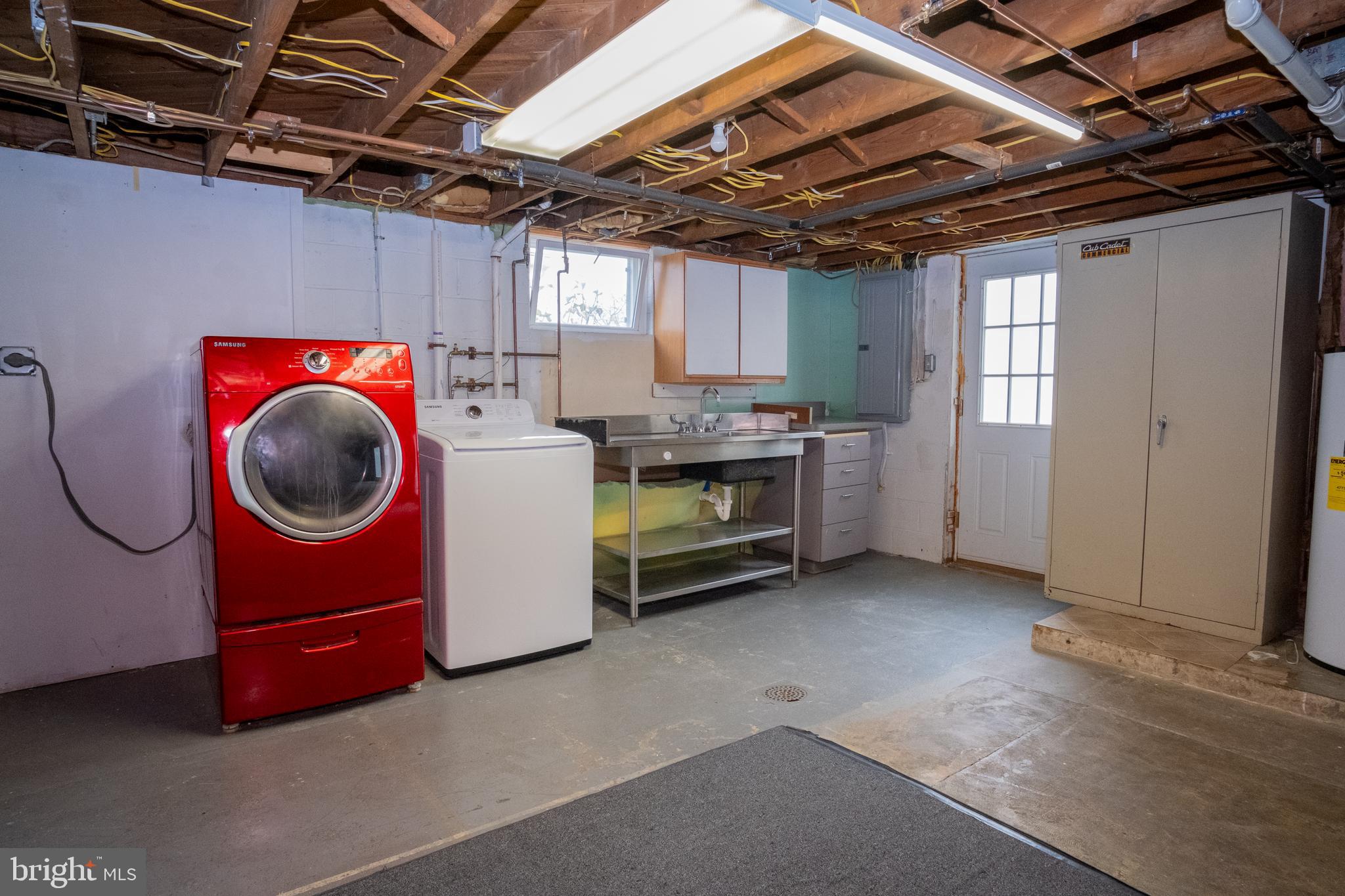 JOHNSON HEIGHTS - Residential