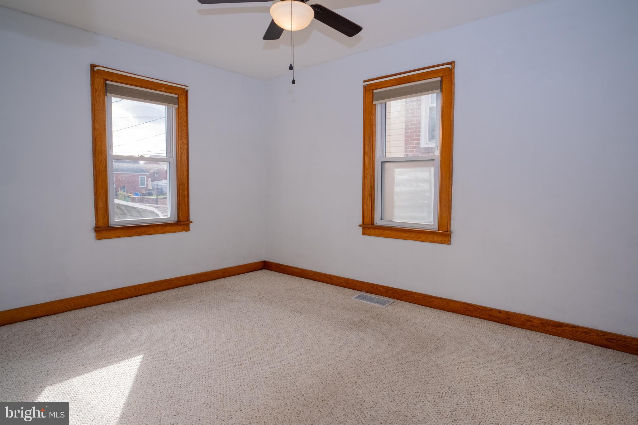 JOHNSON HEIGHTS - Residential