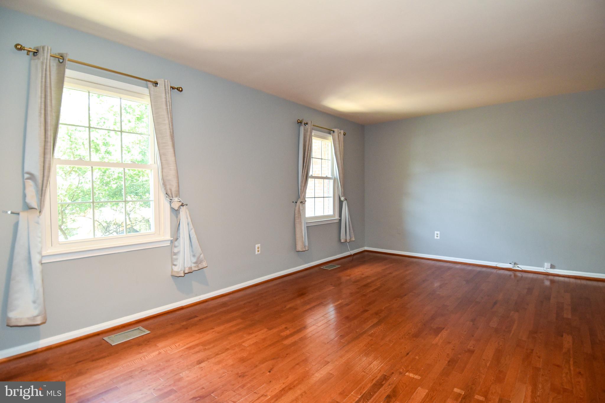 DIAMOND FARM - Residential Lease