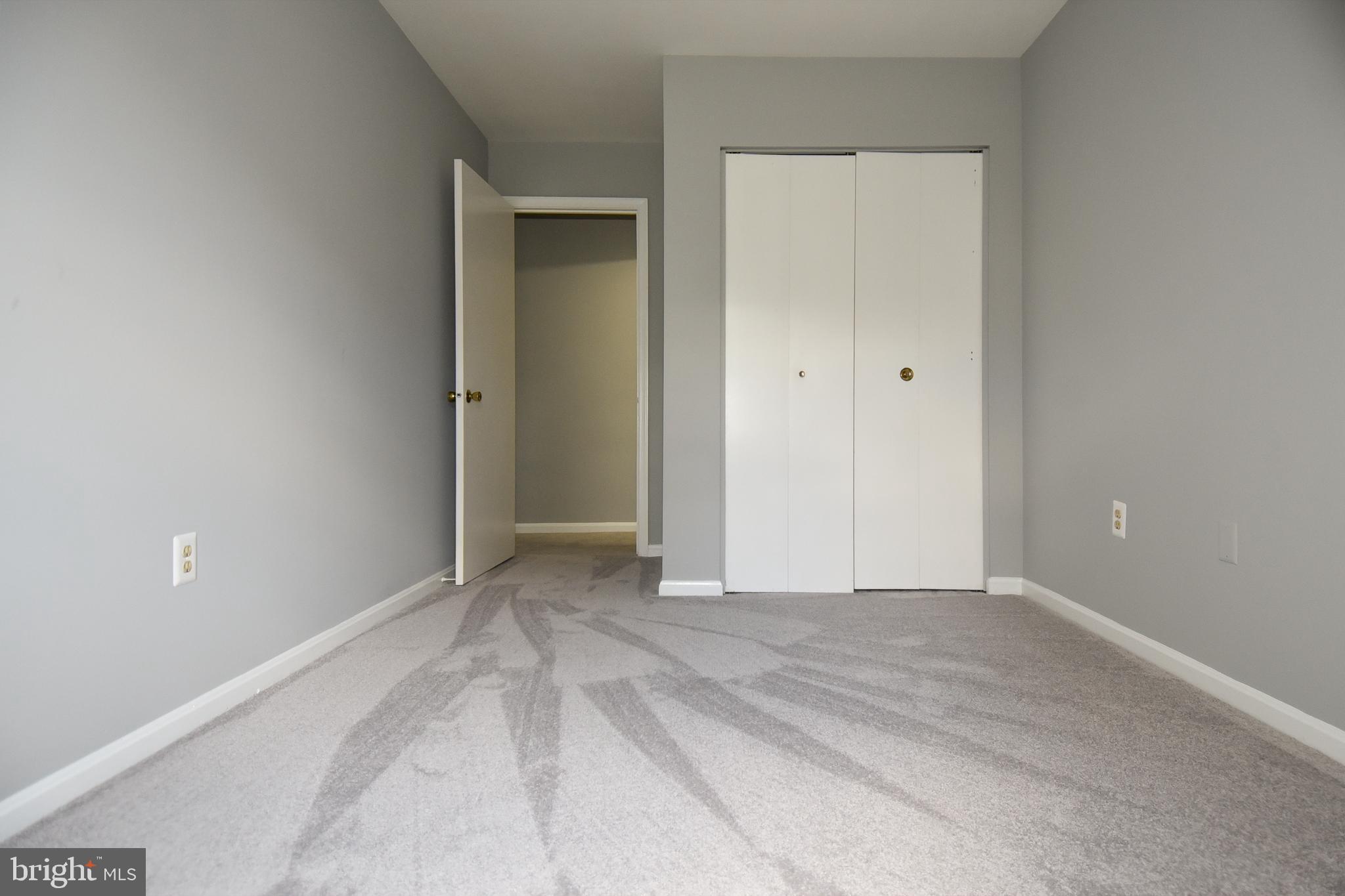 DIAMOND FARM - Residential Lease