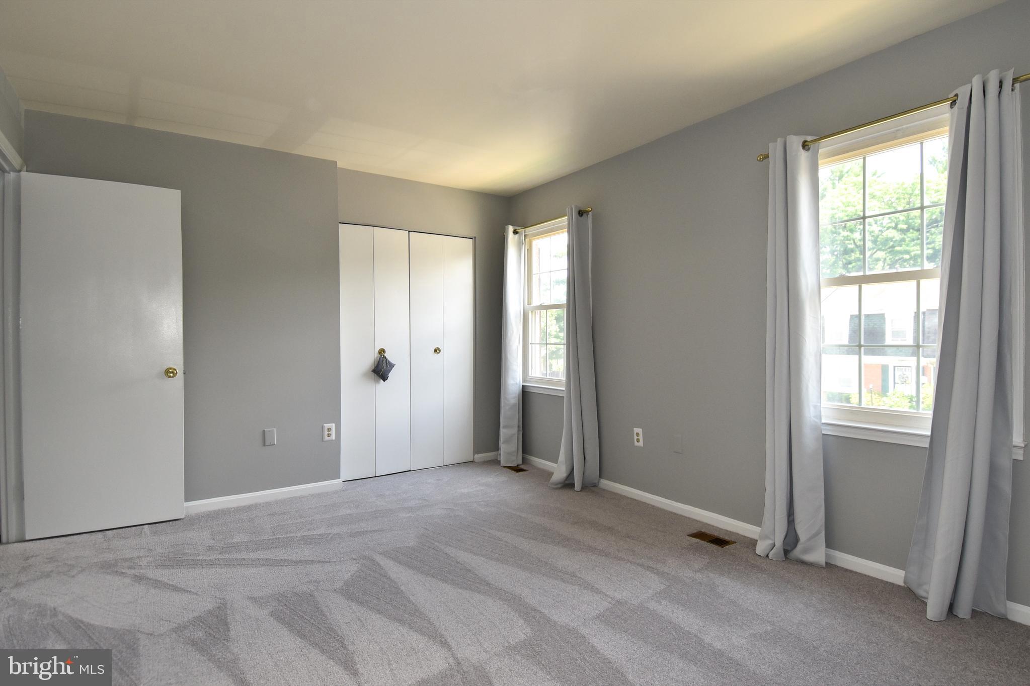 DIAMOND FARM - Residential Lease