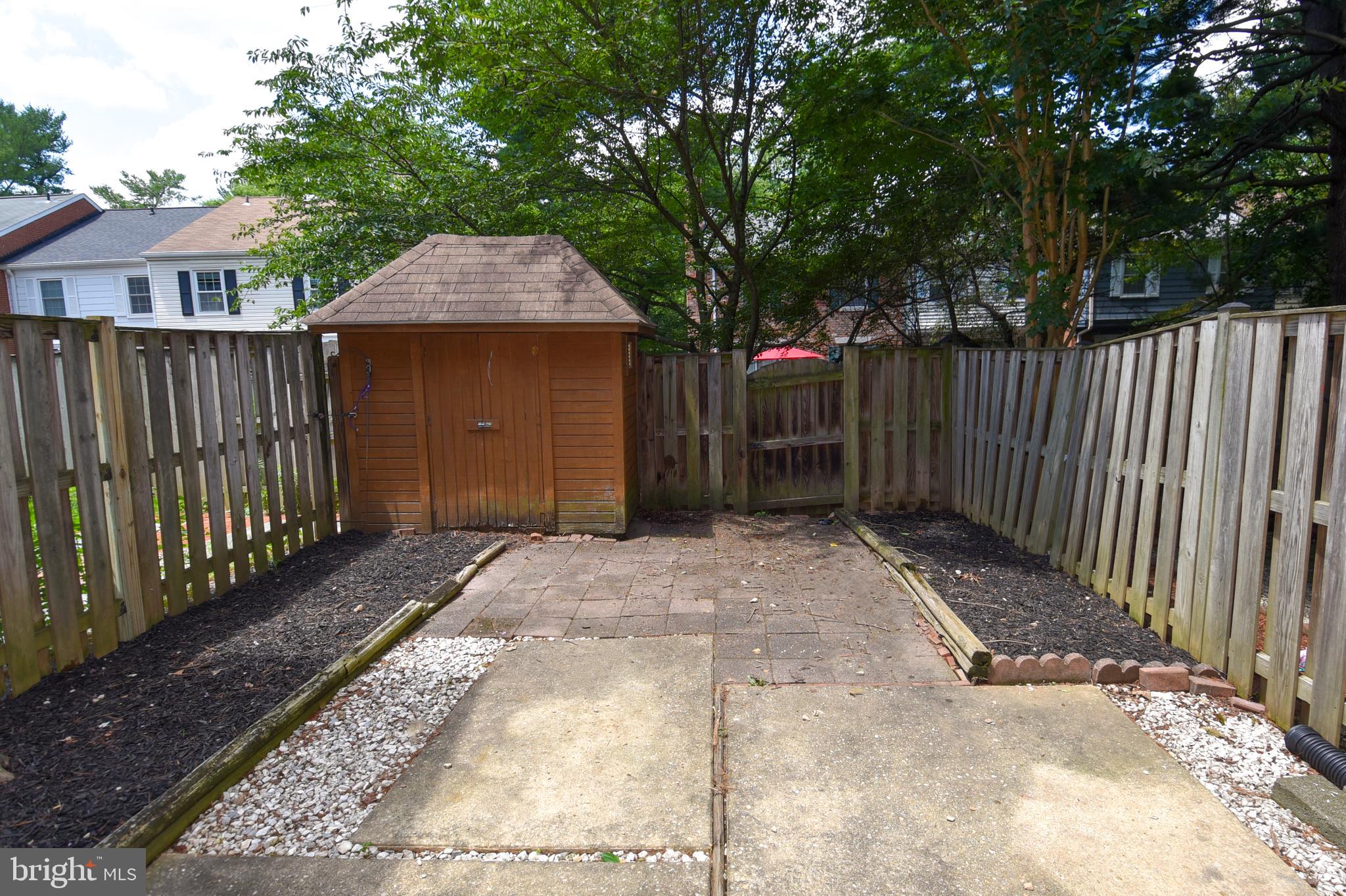 DIAMOND FARM - Residential Lease