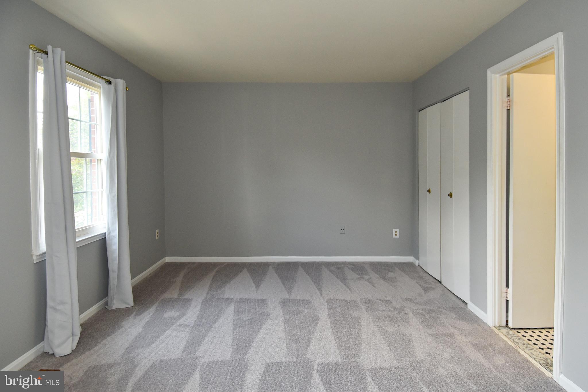 DIAMOND FARM - Residential Lease