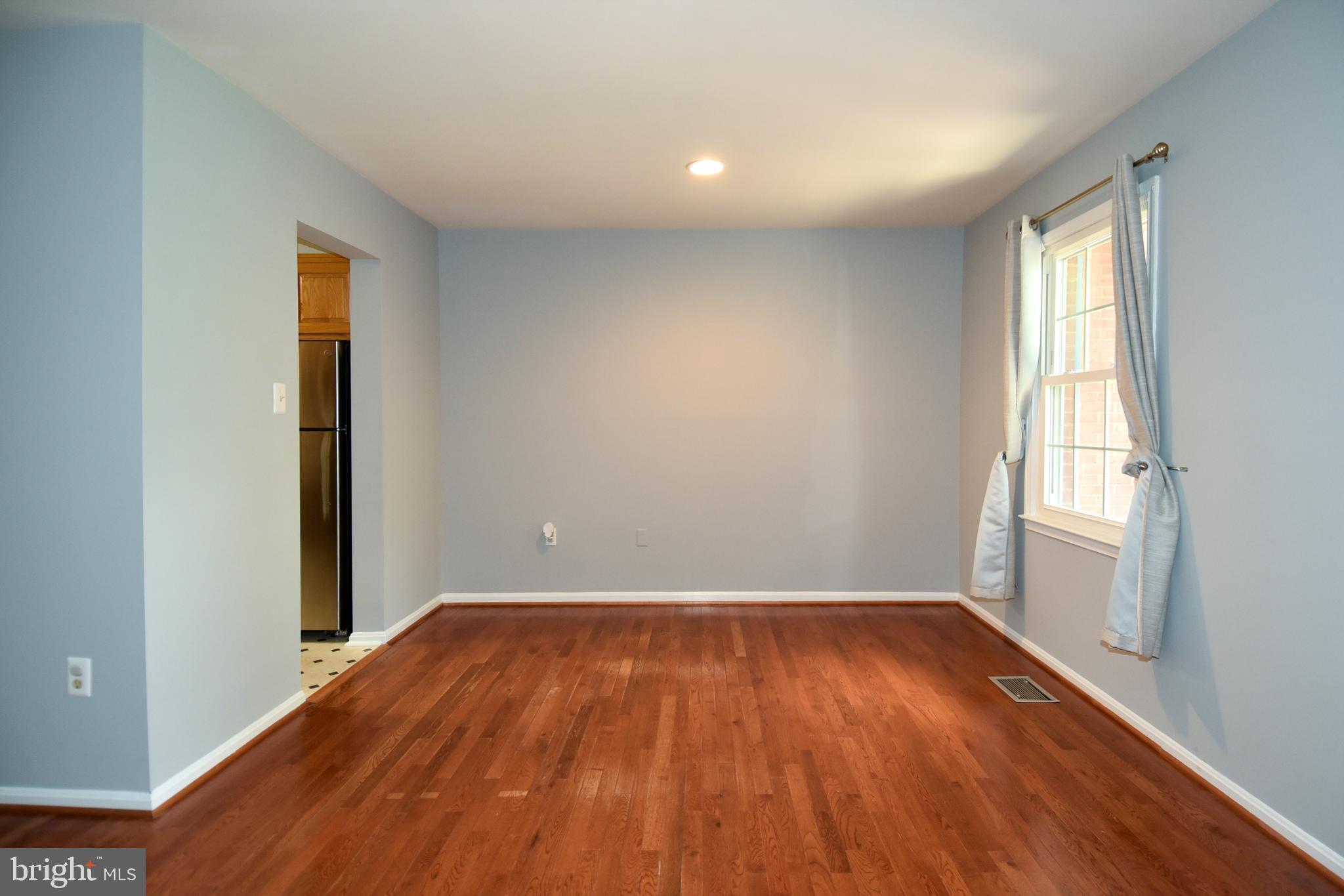 DIAMOND FARM - Residential Lease