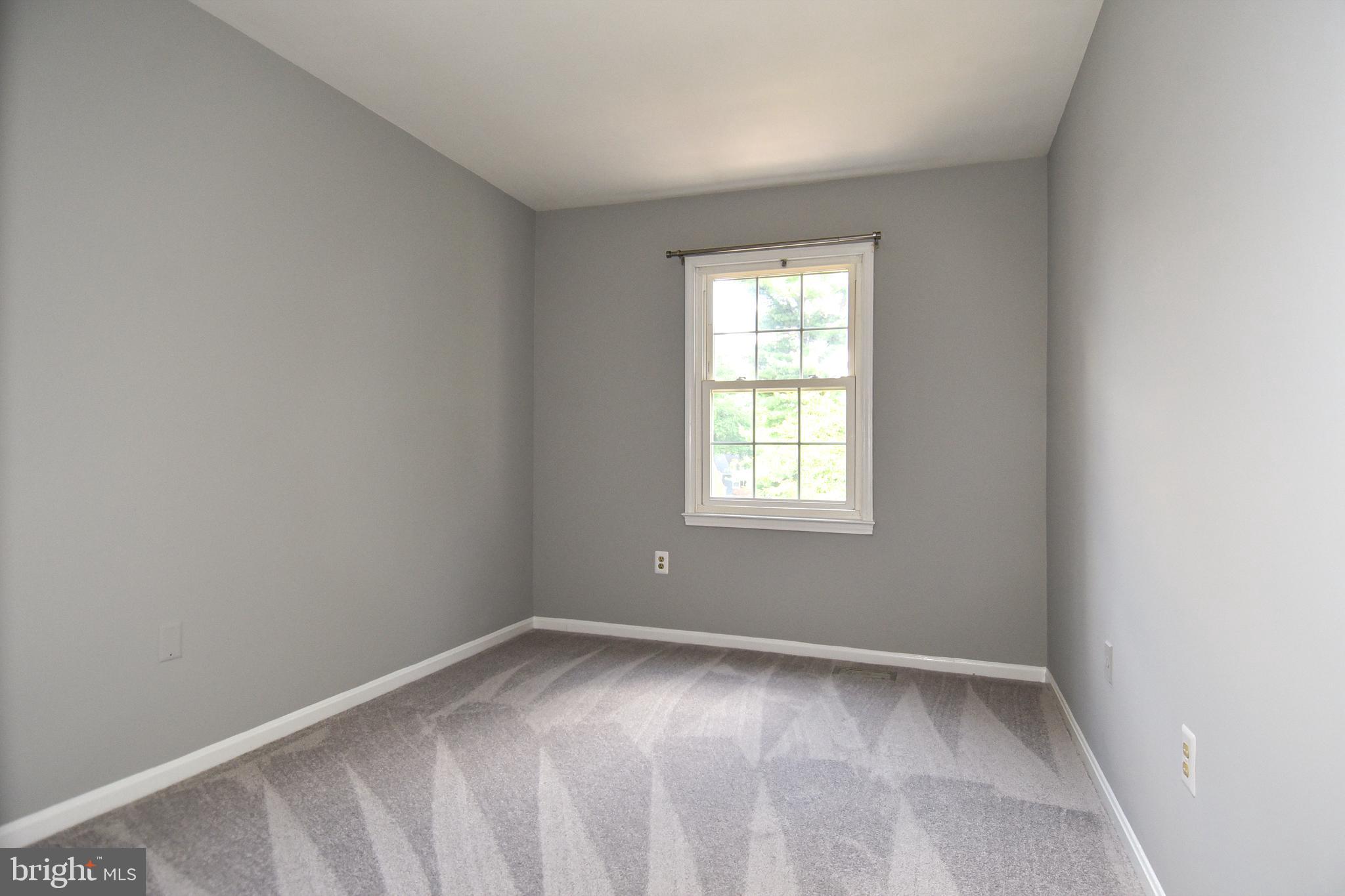 DIAMOND FARM - Residential Lease