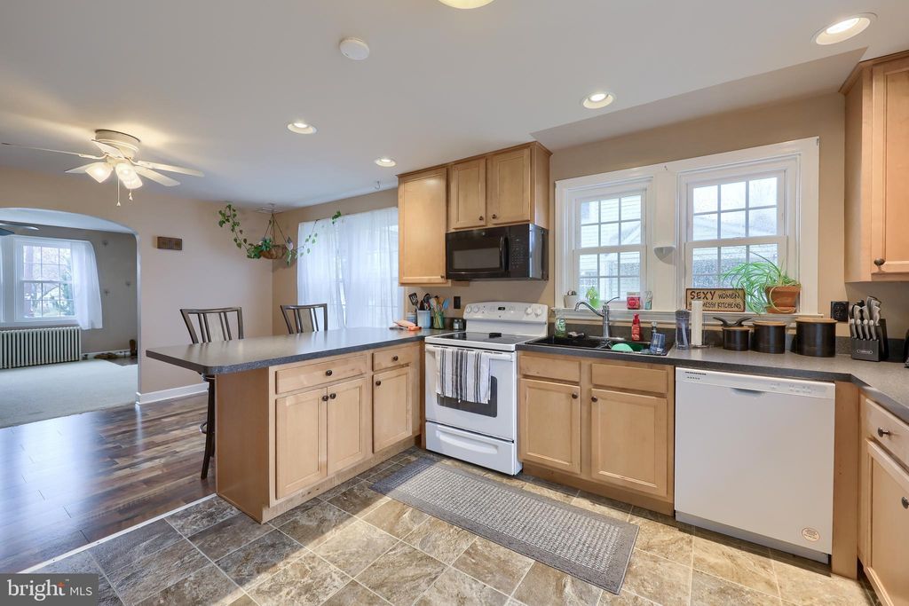 Photo of 22 E Market Street, Lititz, PA 17543 (MLS # PALA2049042)