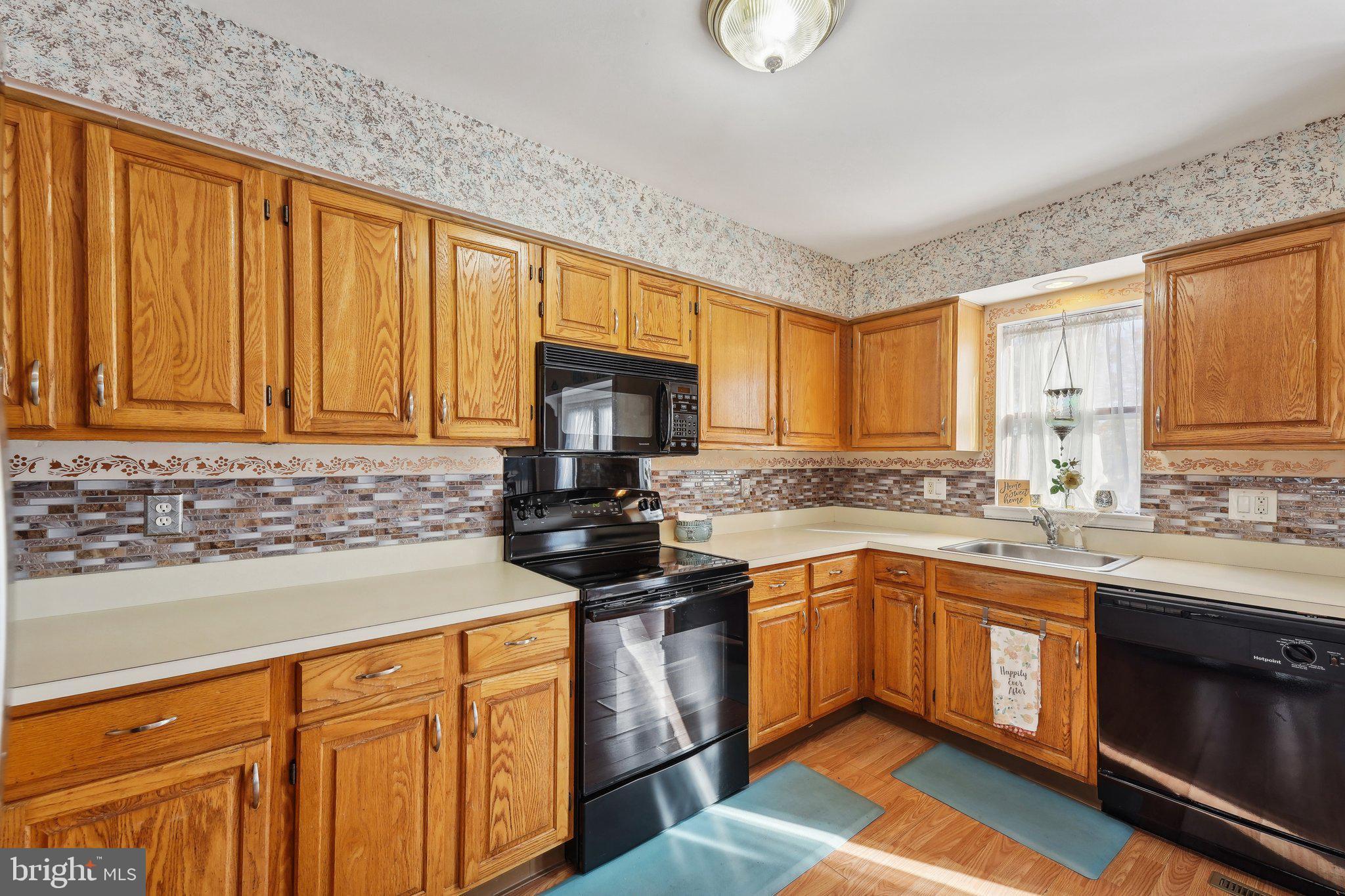 BARLEY SHEAF - Residential