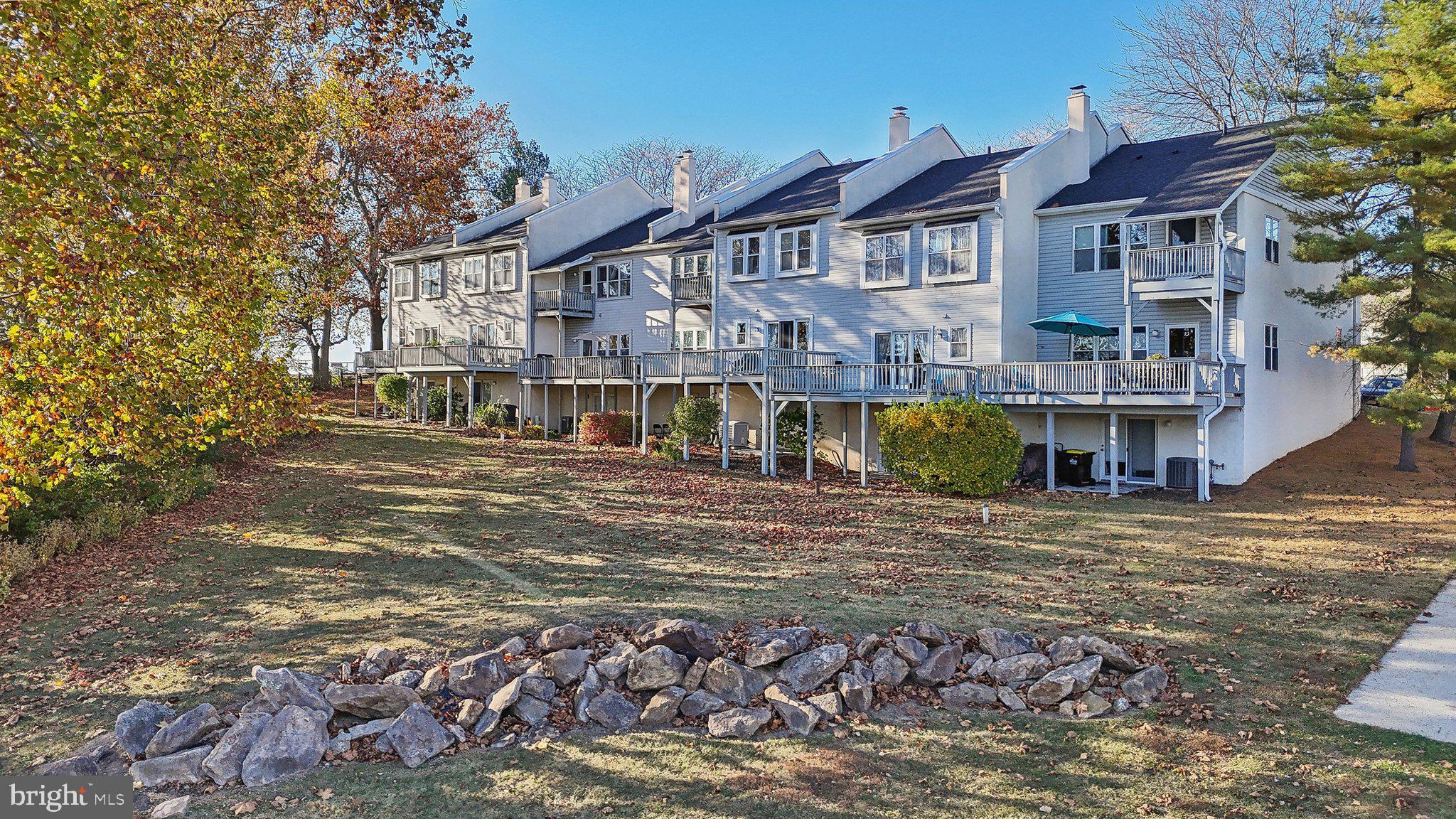 BARLEY SHEAF - Residential